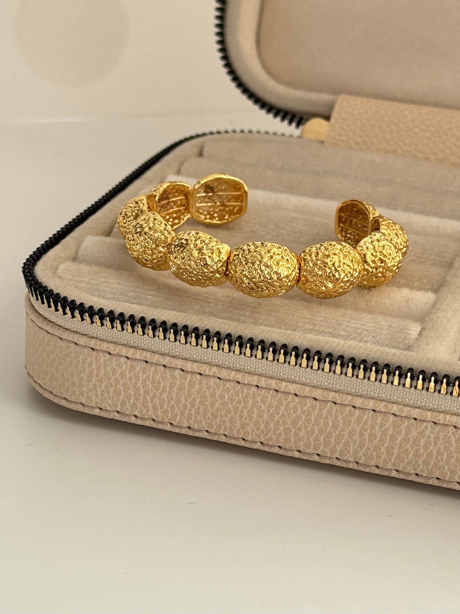 HUBAN ALTIN KAPLAMA AYARLANABİLİR GOLD KELEPÇE BİLEKLİK