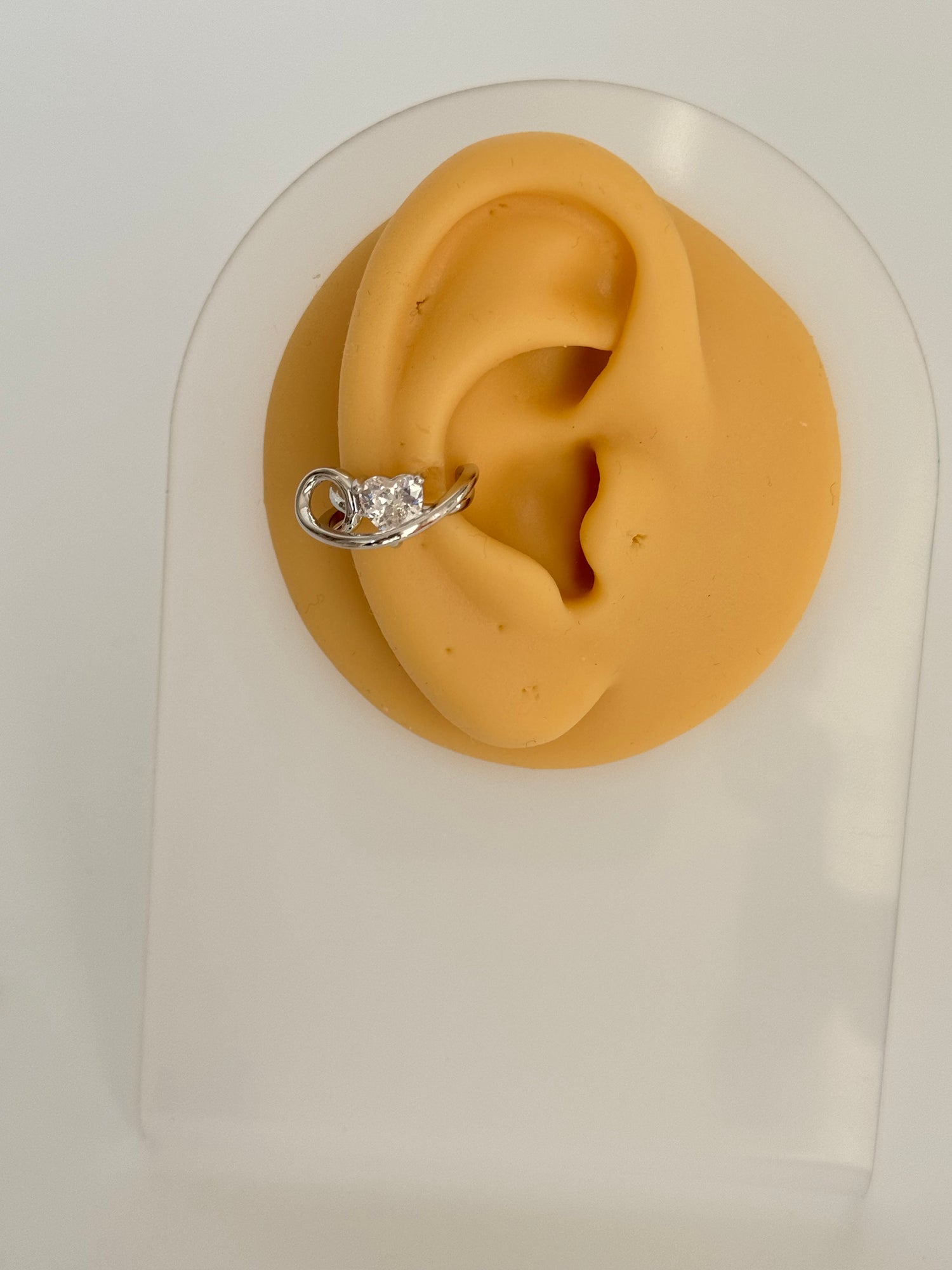 İTHAL KALP DETAYLI SİLVER SAĞ KULAK KIKIRDAK KÜPE EARCUFF