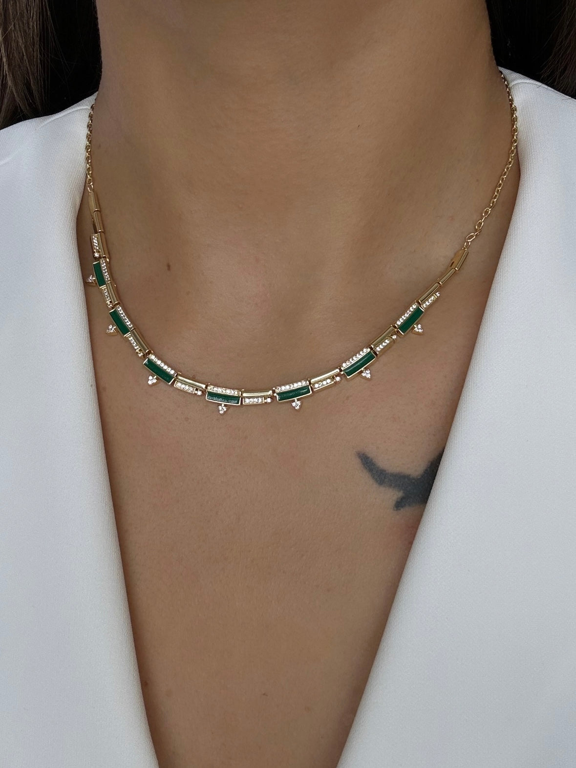 ARZE YEŞİL MİNELİ GOLD KOLYE