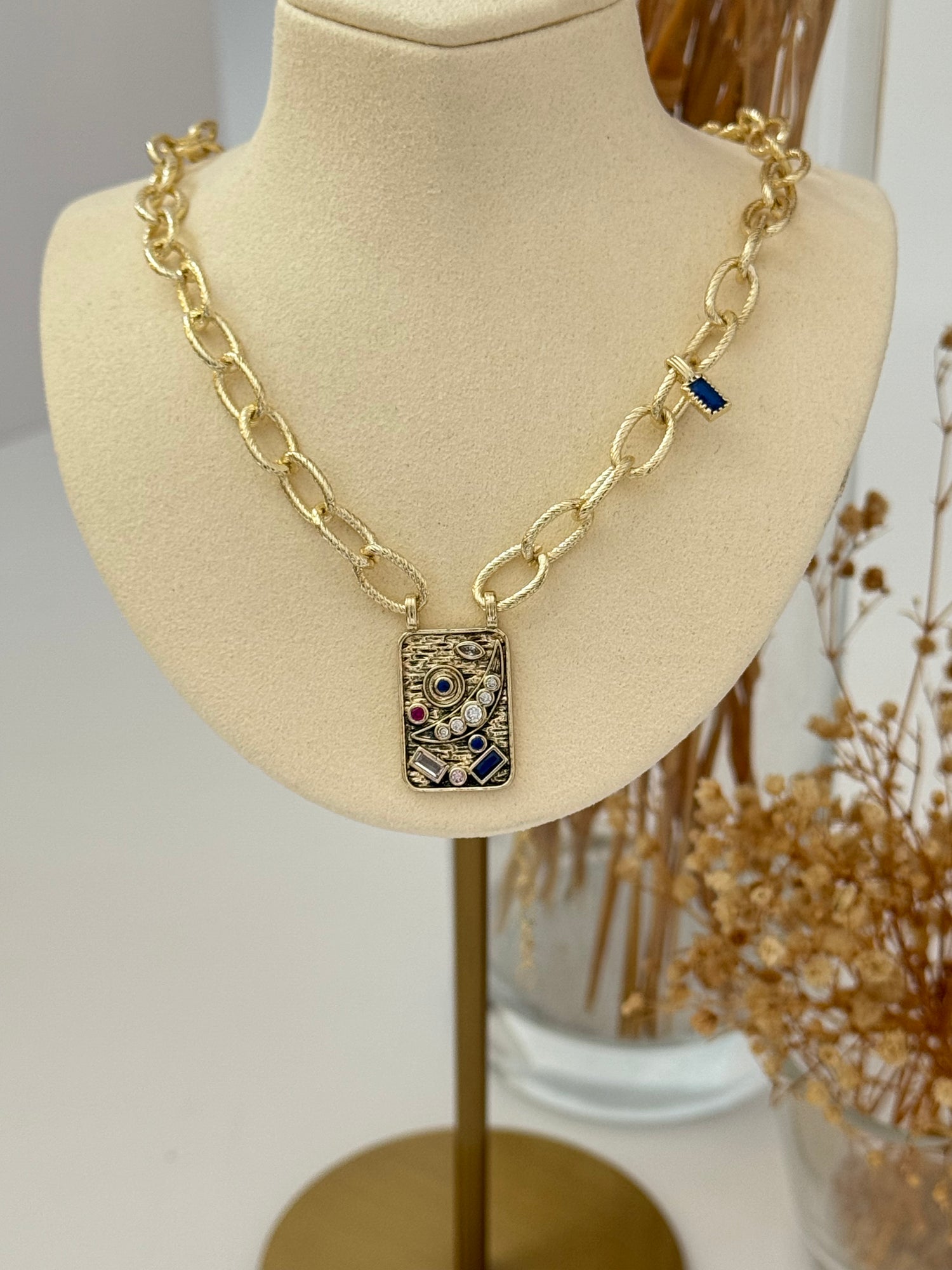 İTHAL PLAKALI GOLD ZİNCİR KOLYE