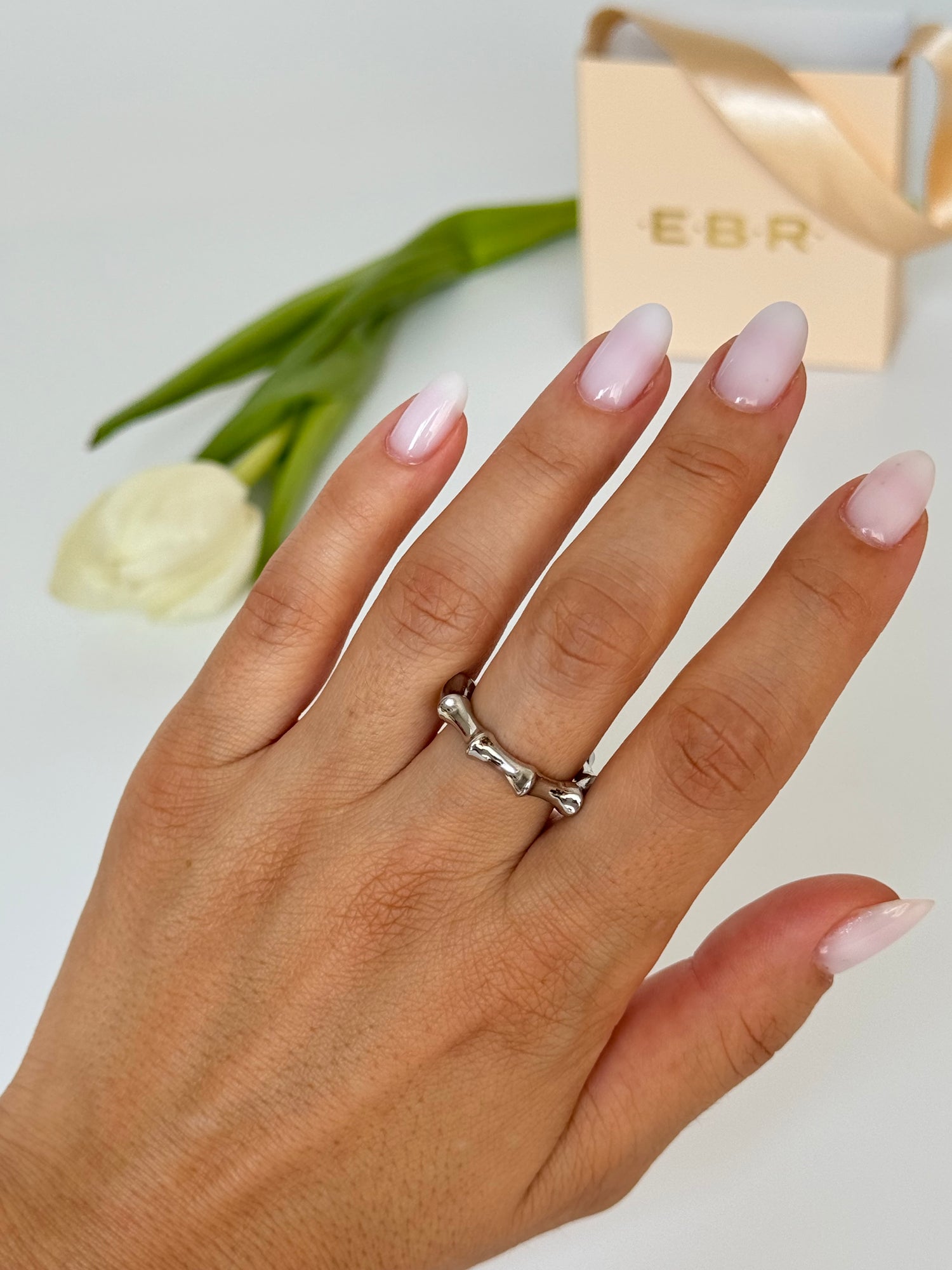 İTHAL KEMİK DETAYLI SİLVER AYARLANABİLİR YÜZÜK