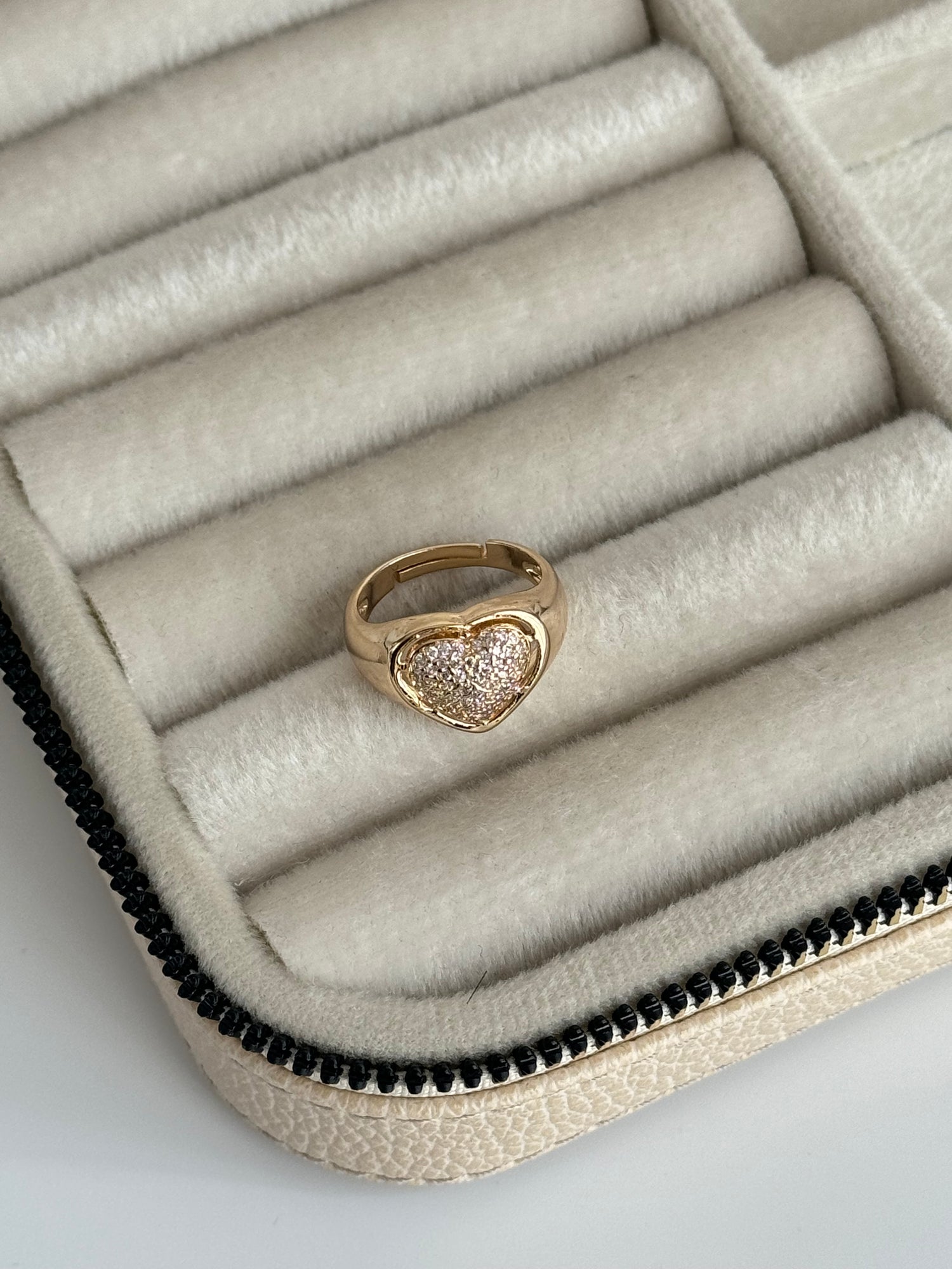 İTHAT KALP DETAYLI AYARLANABİLİR GOLD YÜZÜK