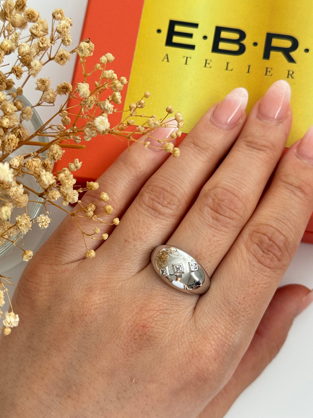 VEX ÜÇGEN TAŞ DETAYLI SİLVER AYARLANABİLİR YÜZÜK