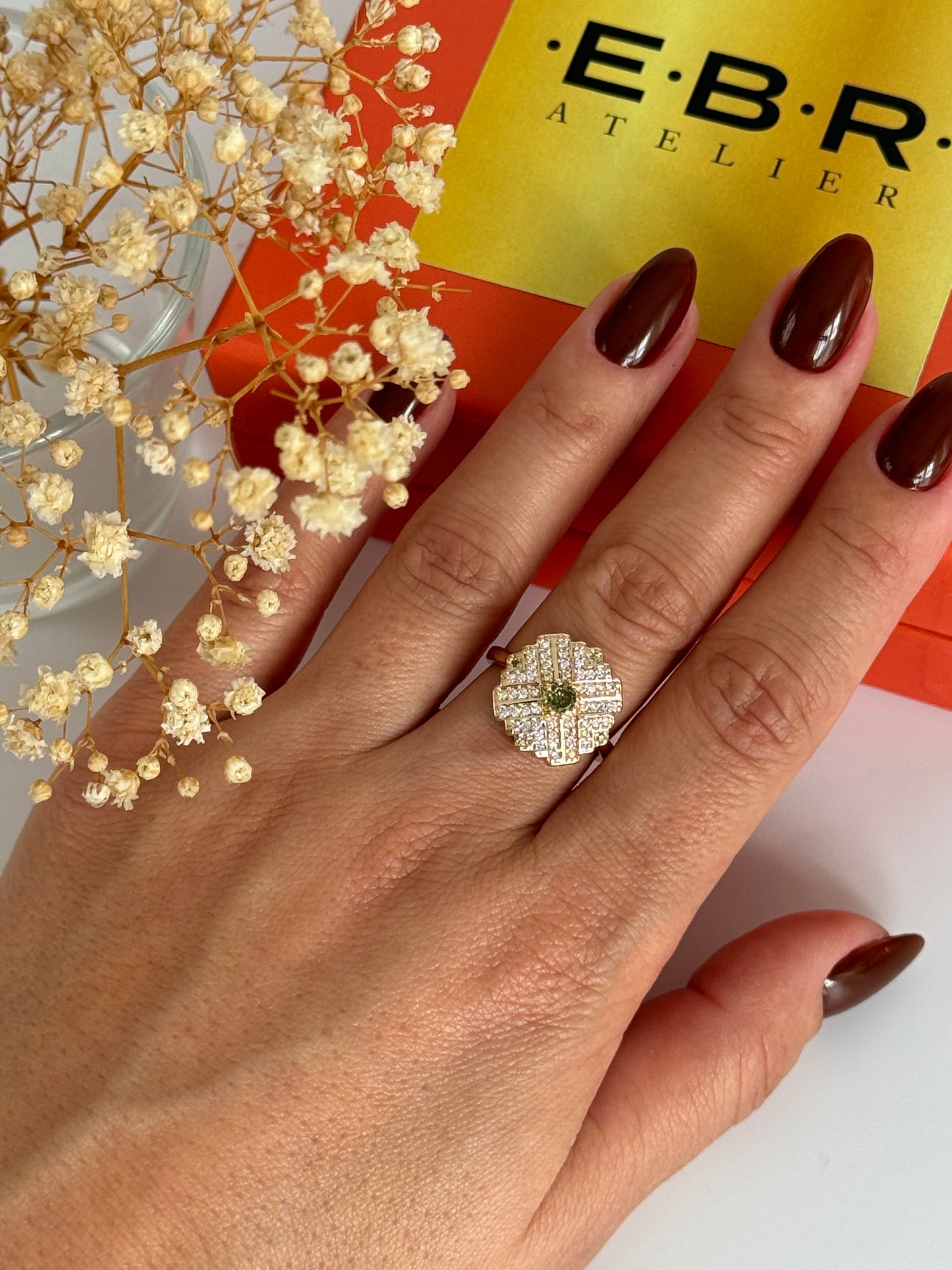 İTHAL YEŞİL TAŞ DETAYLI AYARLANABİLİR GOLD YÜZÜK