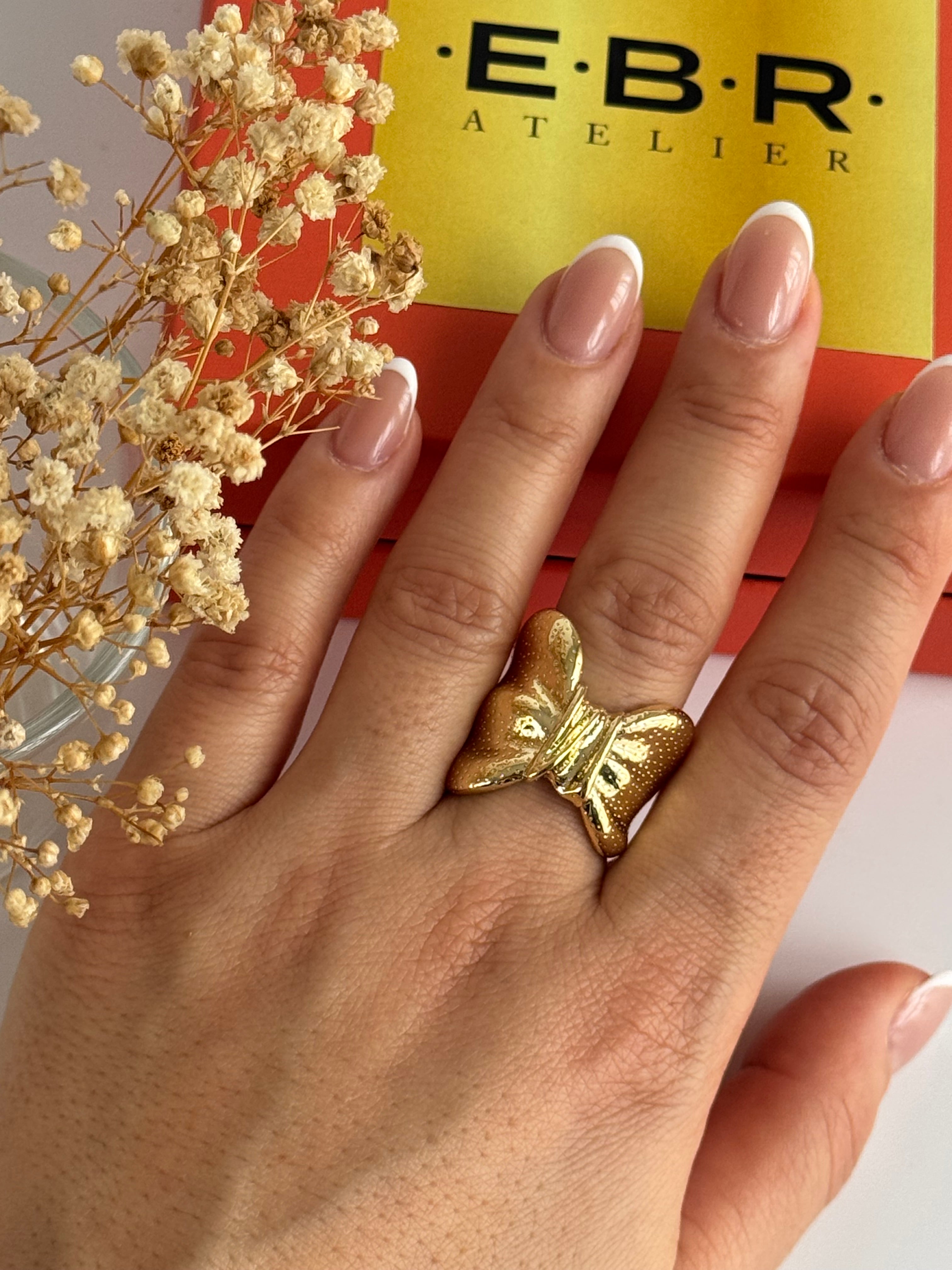 İTHAL FİYONK DETAYLI GOLD AYARLANABİLİR YÜZÜK