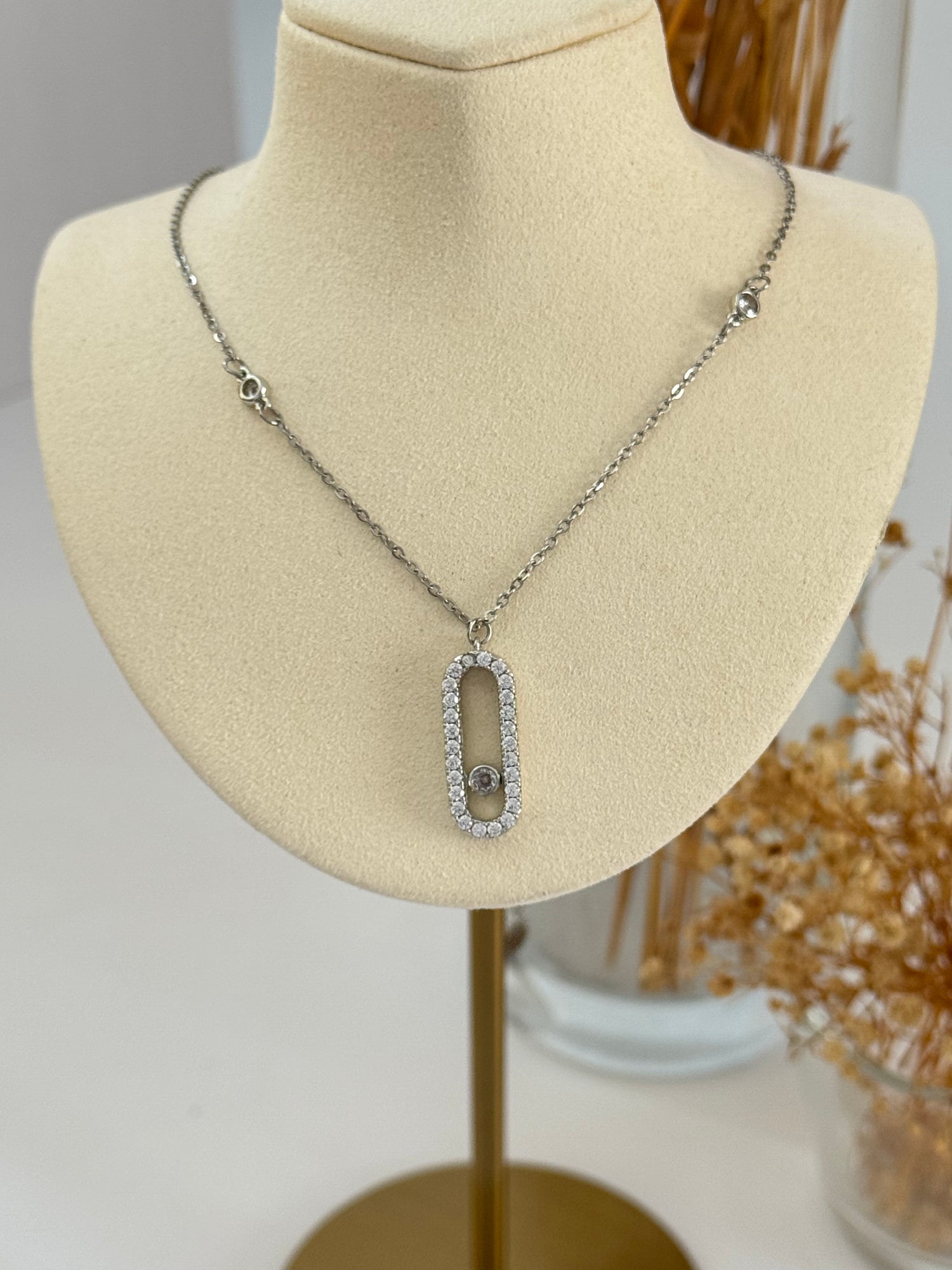 İTHAL MARKA MODEL SİLVER ÇELİK KOLYE