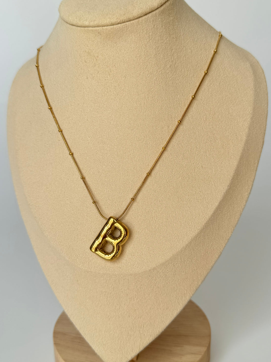 İthal Balon B Harf Gold Kolye