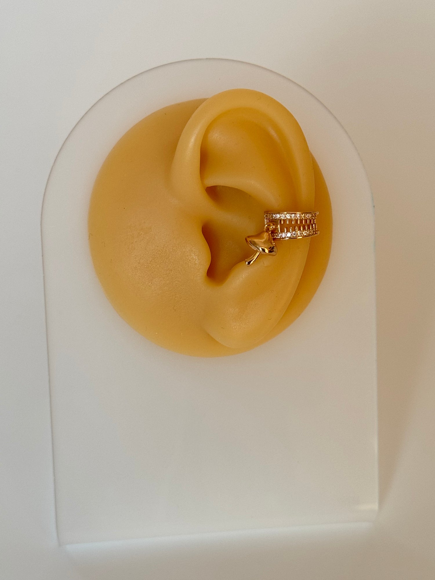 İTHAL MANTAR DETAYLI GOLD KIKIRDAK KÜPE EARCUFF