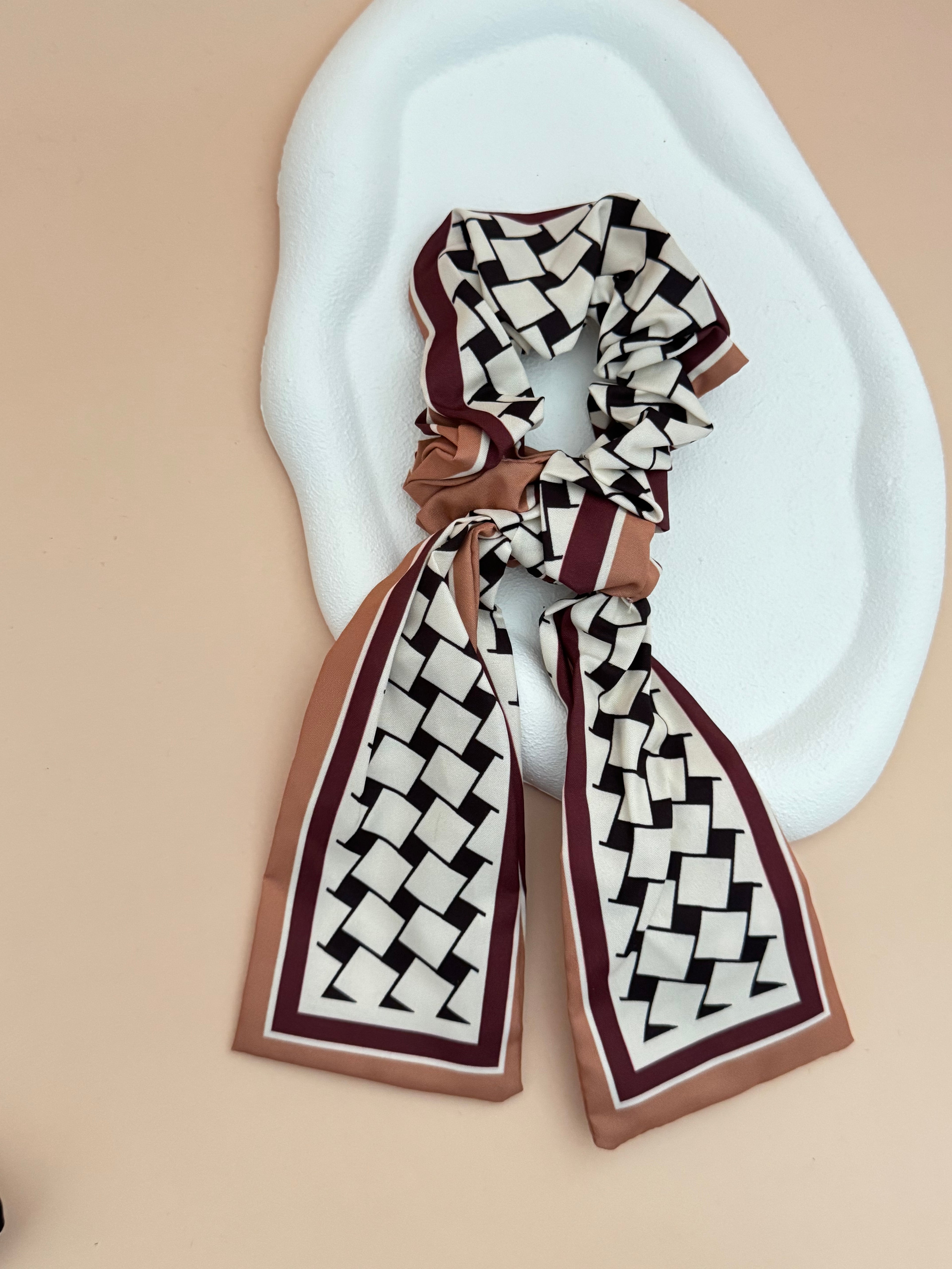 İTHAL KUYRUKLU LASTİK TOKA