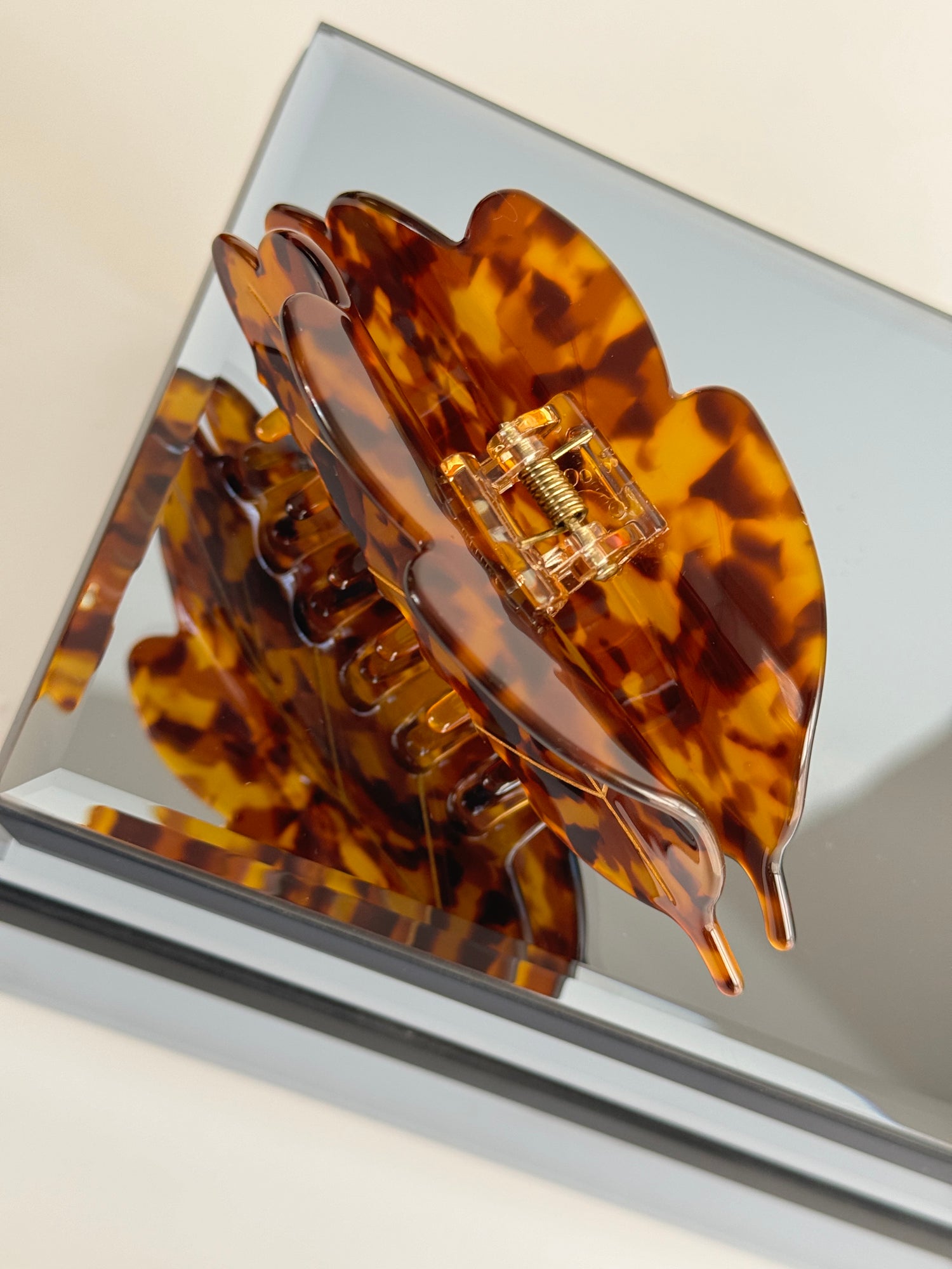 İTHAL YAPRAK  KEMİK MANDAL TOKA