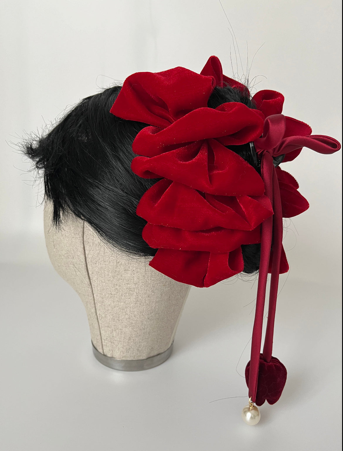 İTHAL KIRMIZI KADİFE MANDAL TOKA