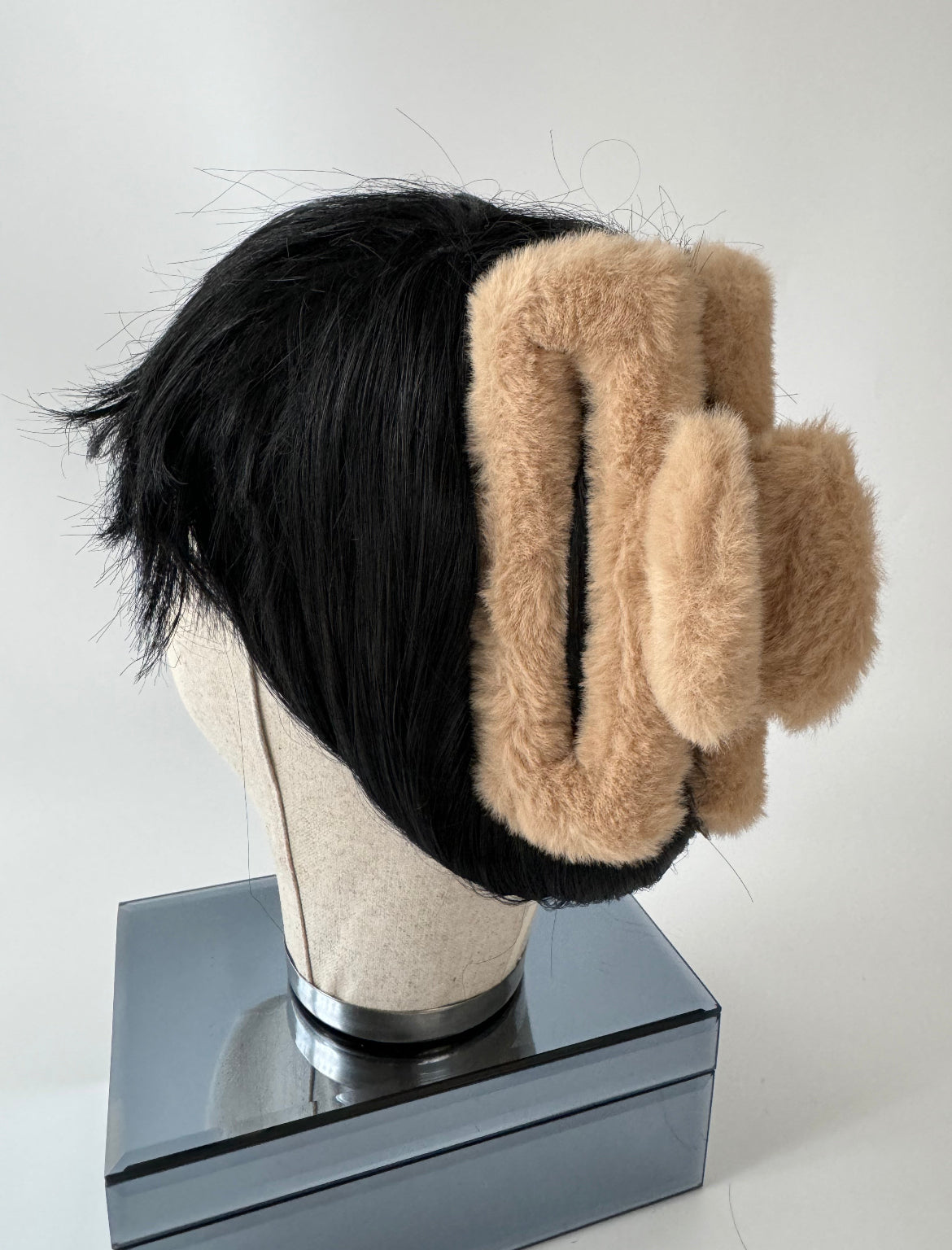 İTHAL DEVE TÜYÜ RENGİ DİKDÖRTGEN BÜYÜK BOY PELUŞ MANDAL TOKA