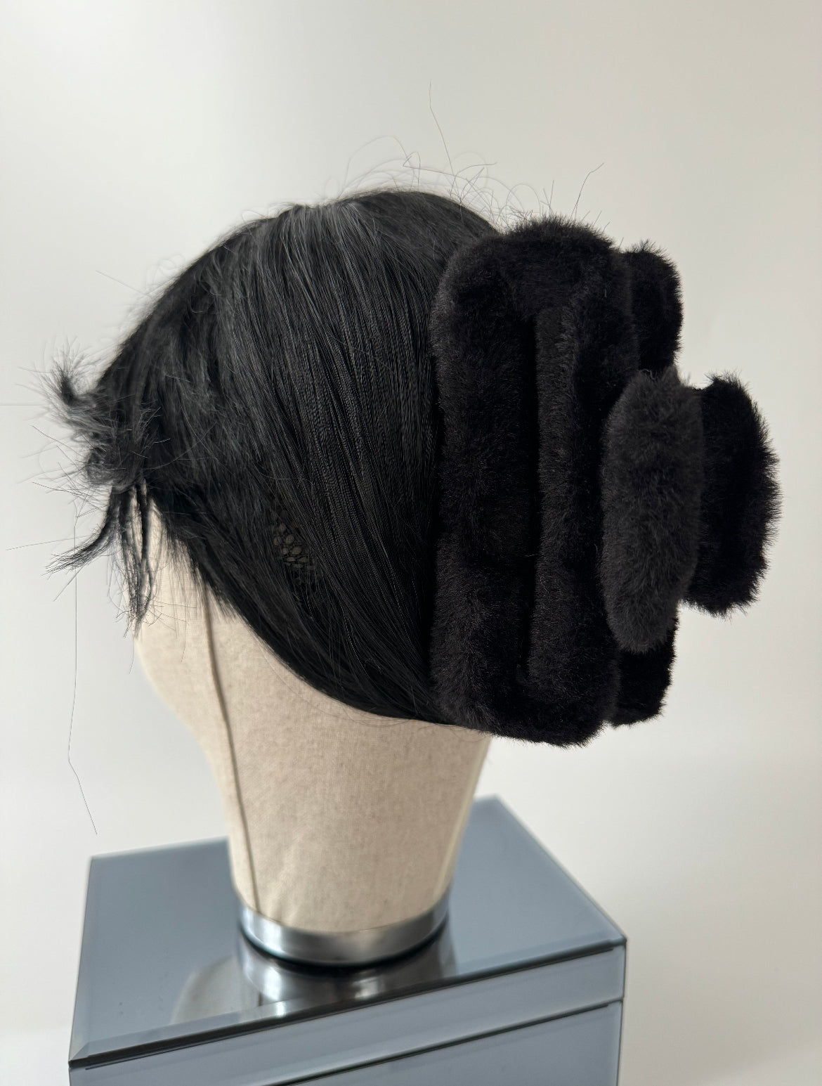 İTHAL SİYAH DİKDÖRTGEN BÜYÜK BOY PELUŞ MANDAL TOKA