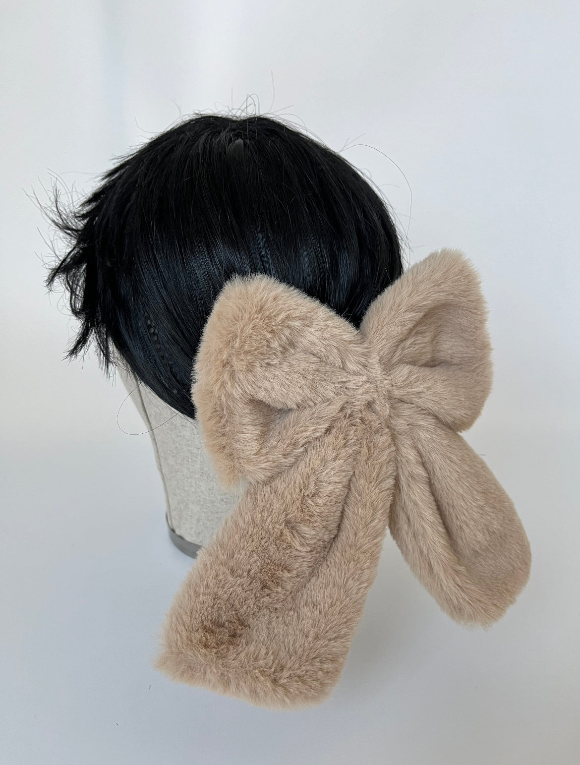 İTHAL ÇİFT KULLANIMLI ÇIKARILABİLİR DEVE TÜYÜ RENGİ PELUŞ FİYONK TOKA