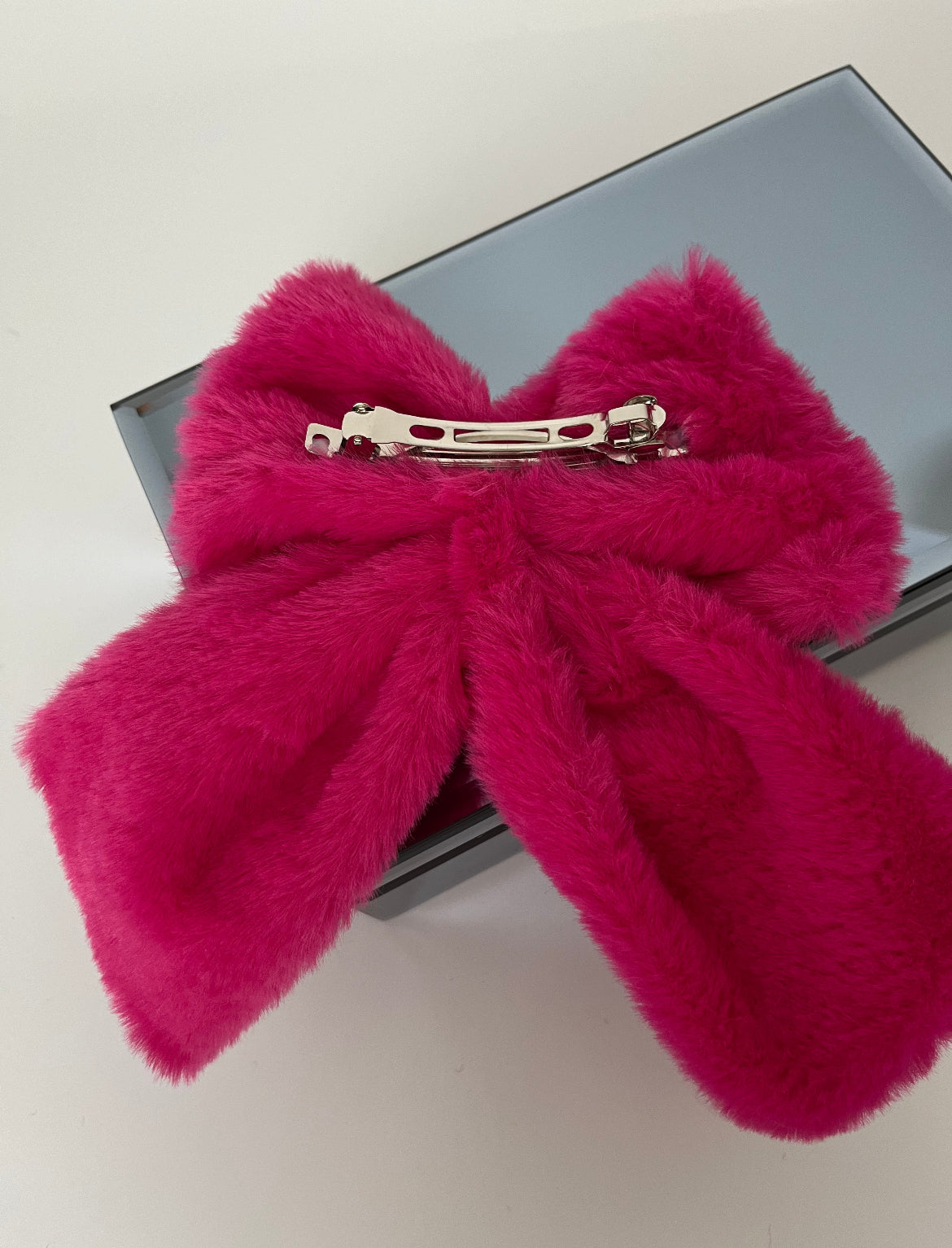 İTHAL ÇİFT KULLANIMLI ÇIKARILABİLİR PEMBE PELUŞ FİYONK TOKA