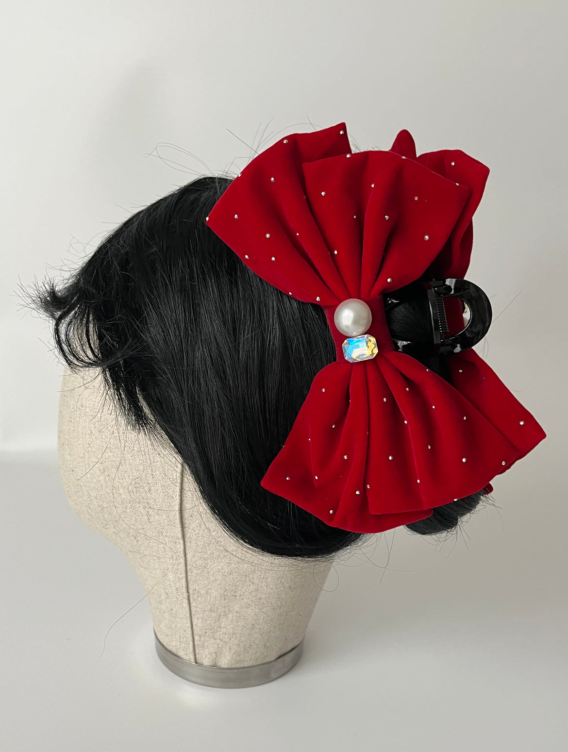 İTHAL BÜYÜK BOY KIRMIZI KADİFELİ FİYONK MANDAL TOKA