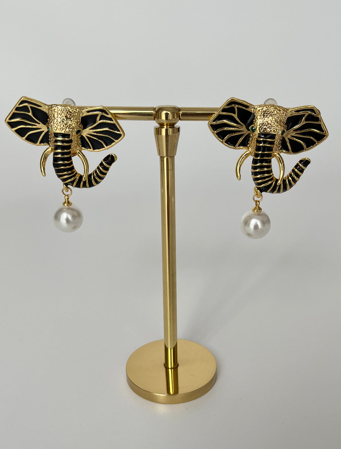 FİL DETAYLI ALTIN KAPLAMA KÜPE