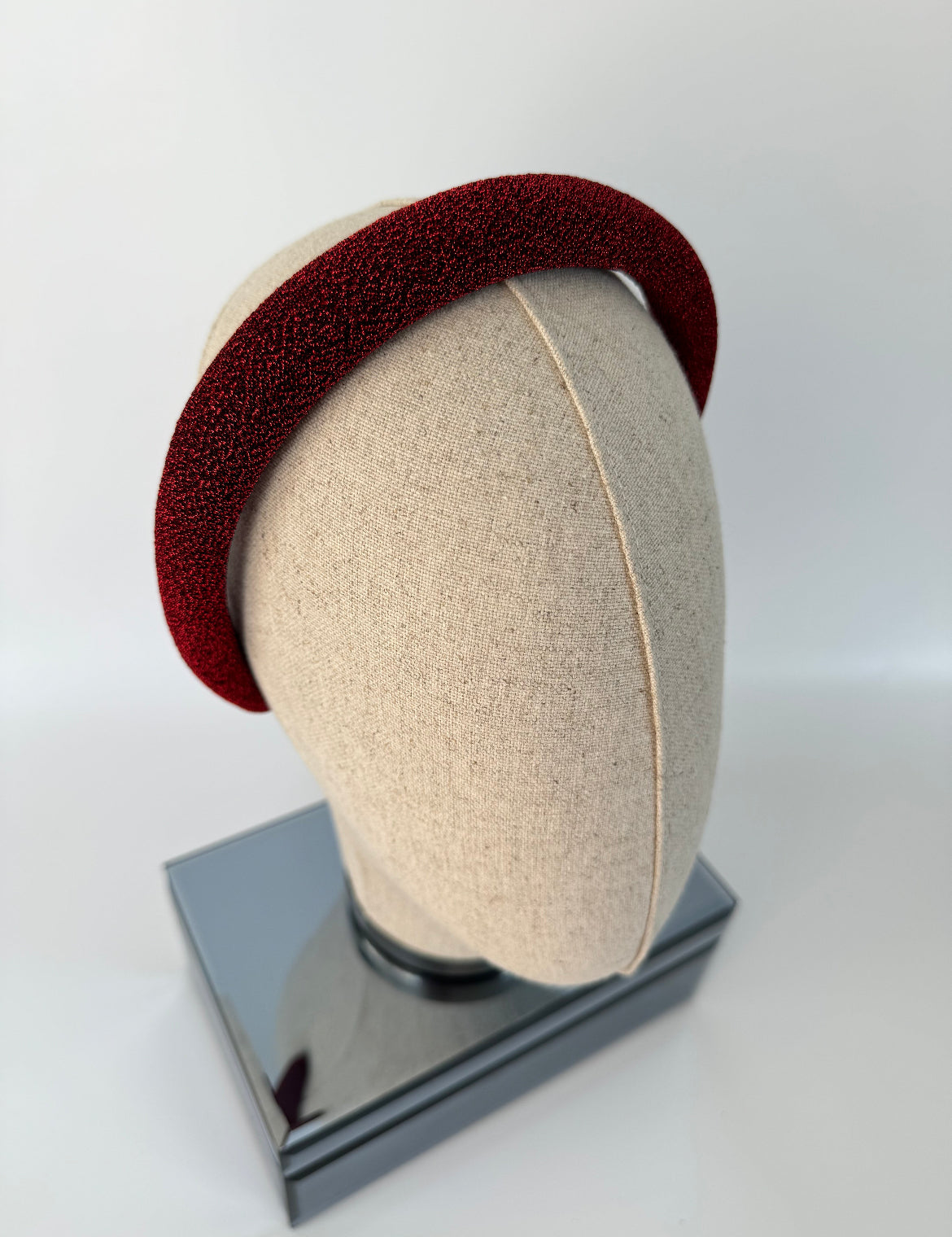 RİNDAN İTHAL KIRMIZI PIRILTILI TAÇ