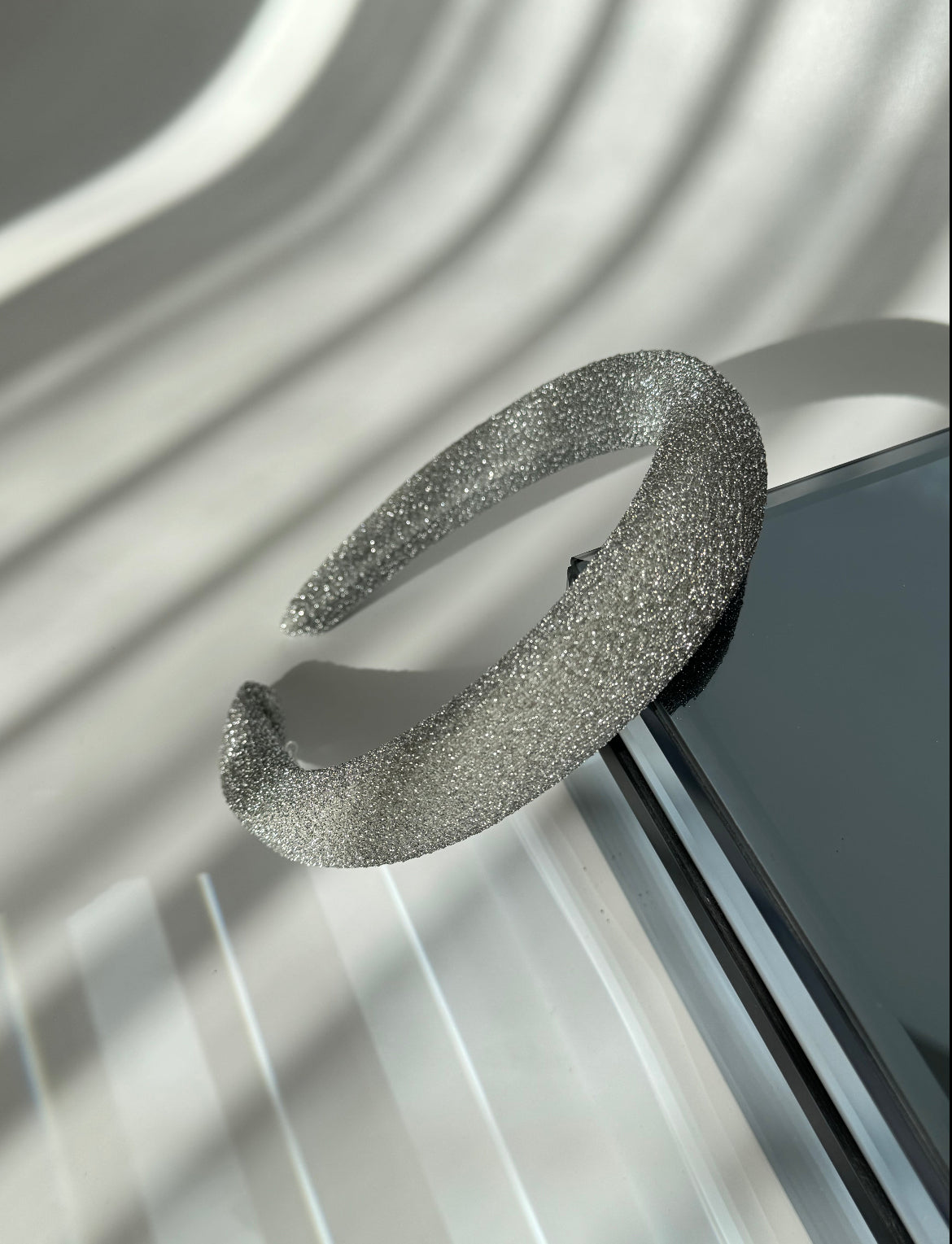 RİNDAN İTHAL SİLVER PIRILTILI TAÇ