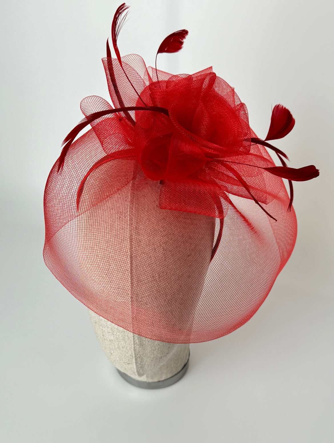 İTHAL KIRMIZI VUALET NİKAH ŞAPKASI