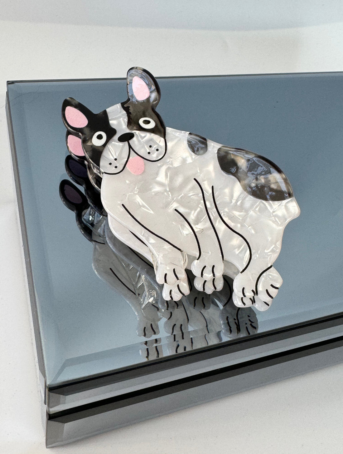 İTHAL KÖPEK DESENLİ KEMİK MANDAL TOKA