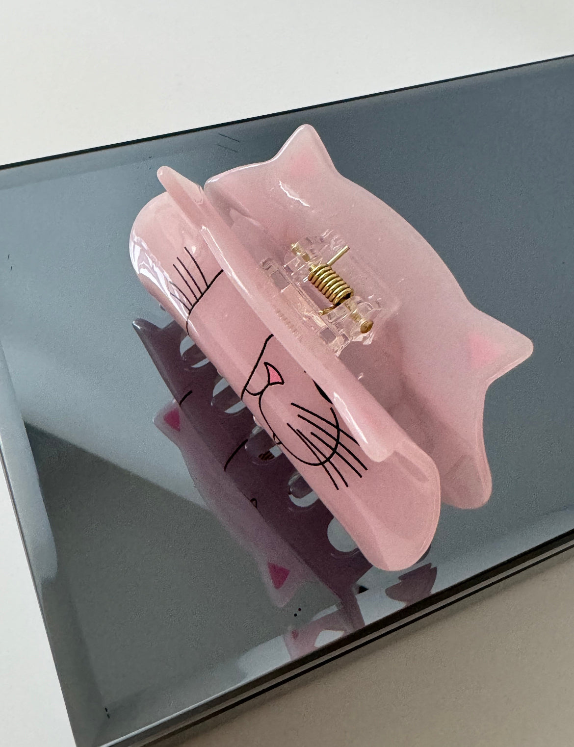 İTHAL PEMBE KEDİ DESENLİ KEMİK MANDAL TOKA