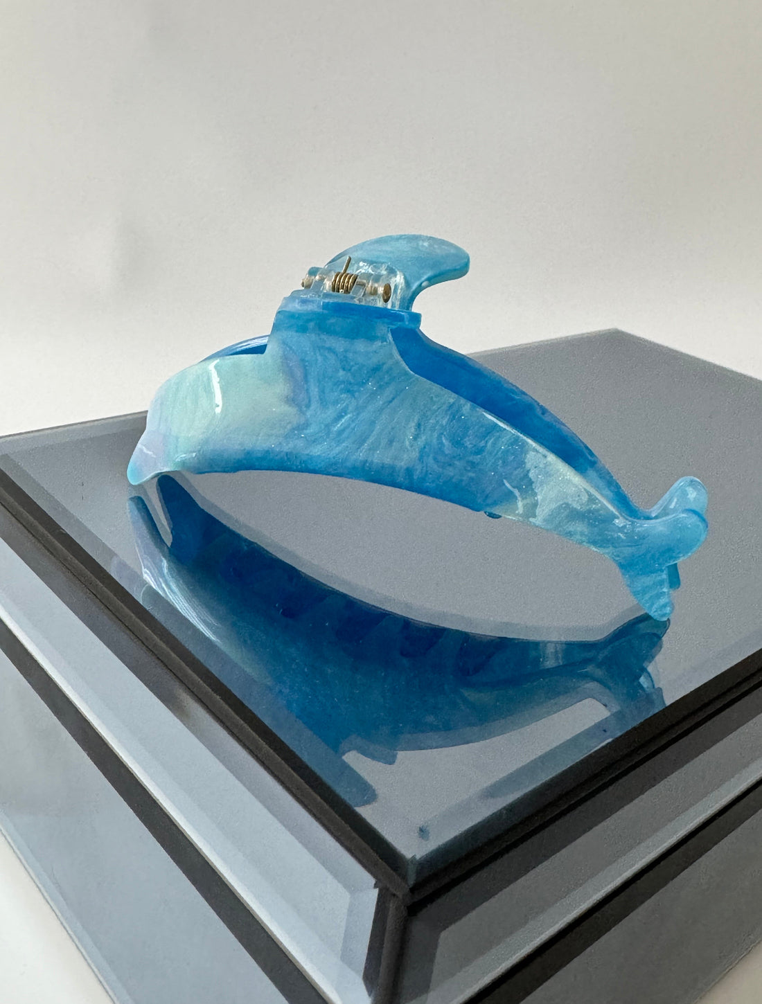 İTHAL YUNUS BALIK MODELLİ KEMİK MANDAL TOKA