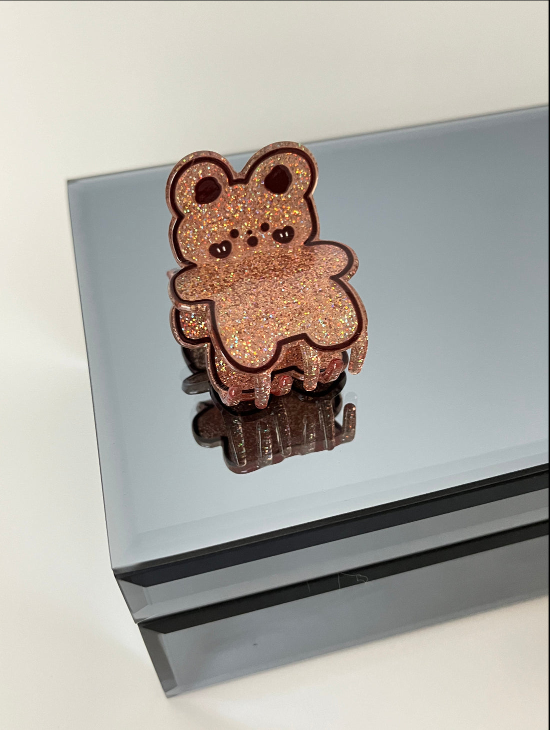 İTHAL SİMLİ AYICIKLI KEMİK MANDAL TOKA