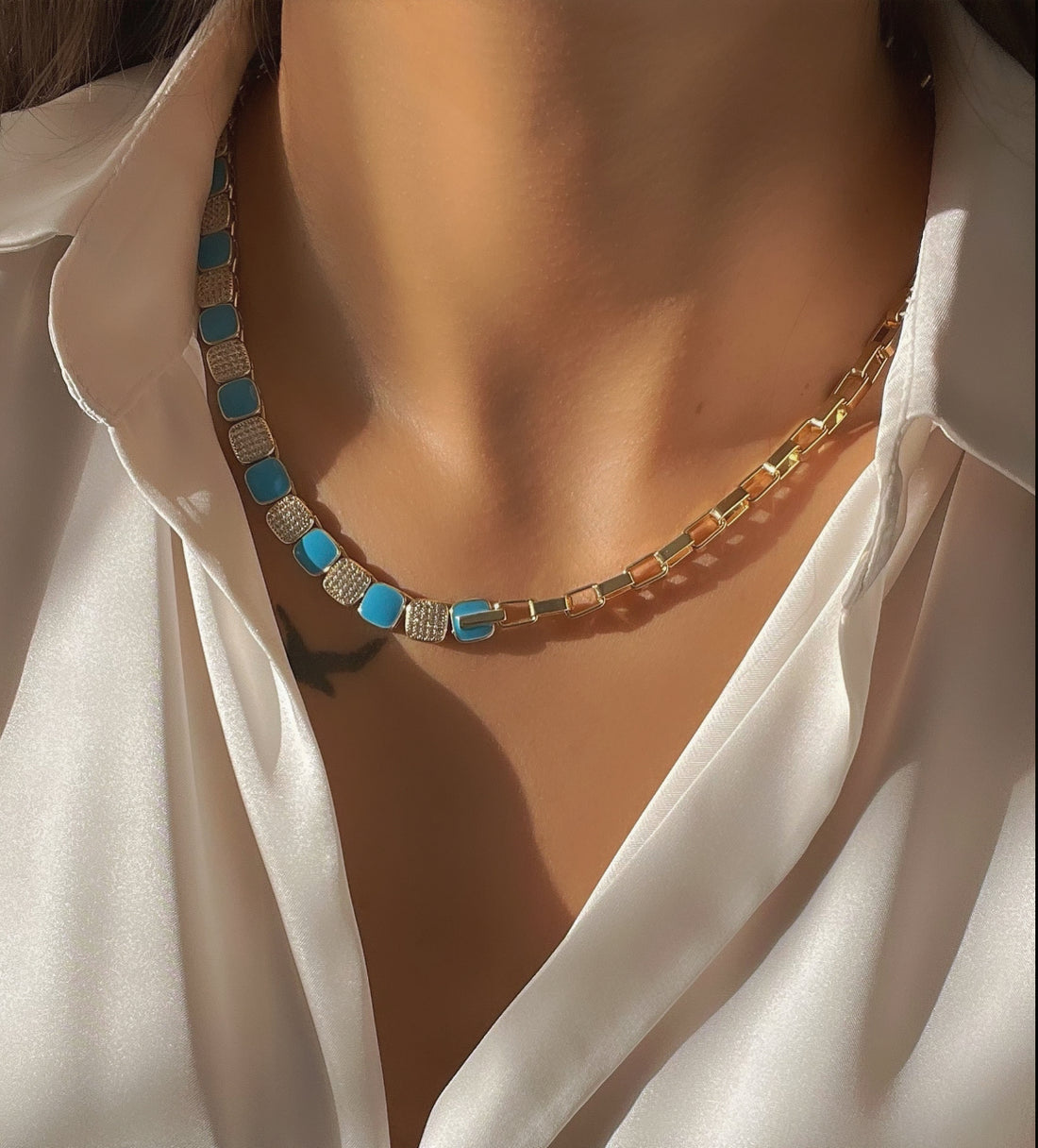 MAVİ MİNELİ İTHAL KOLYE