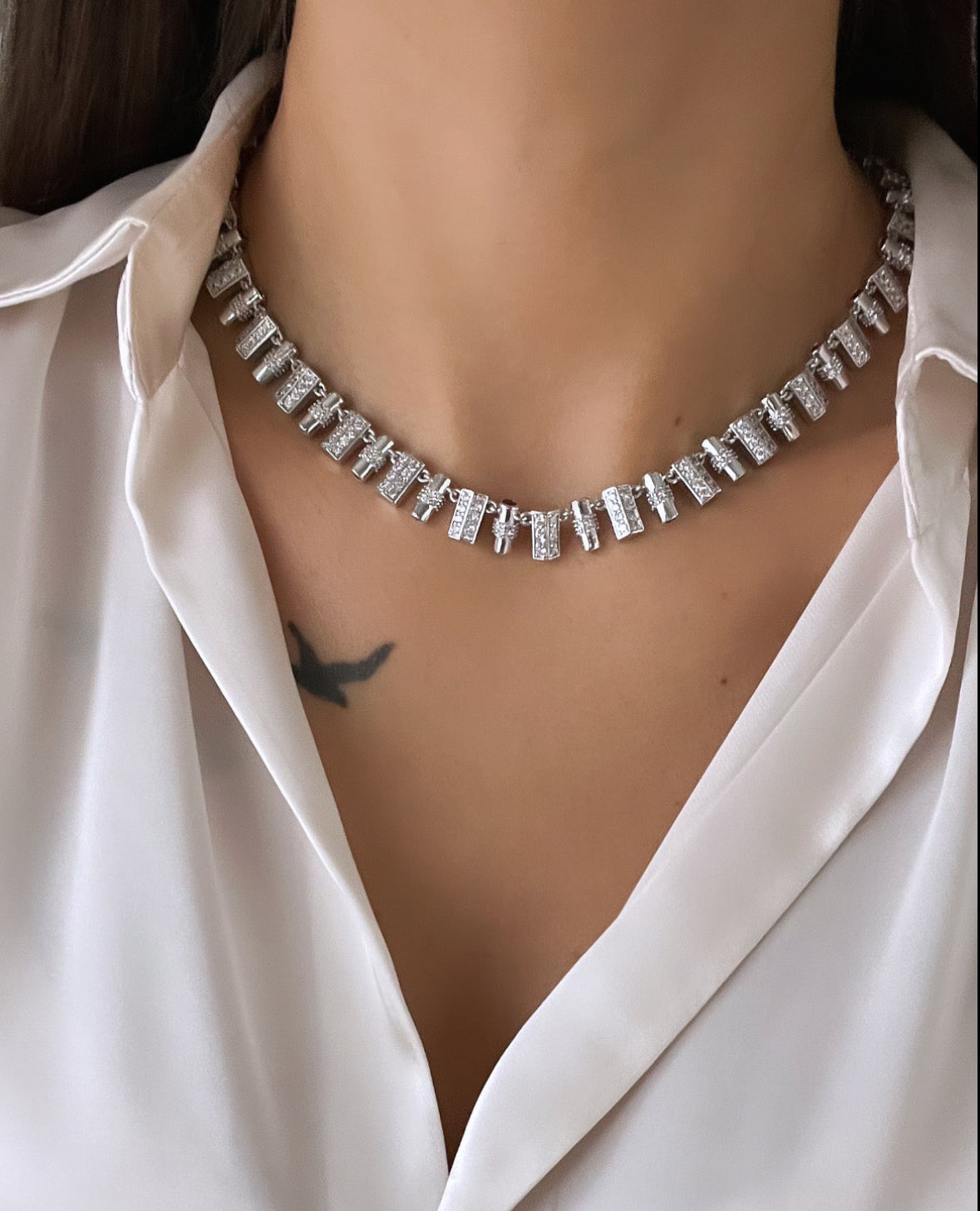 İTHAL BAGET KESİM TAŞLI SİLVER KOLYE