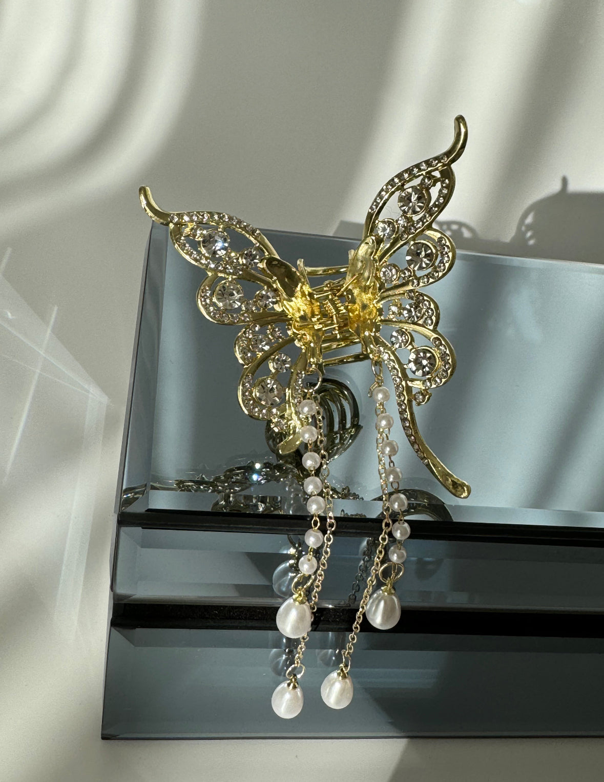 İTHAL KELEBEK MODELLİ GOLD METAL MANDAL TOKA