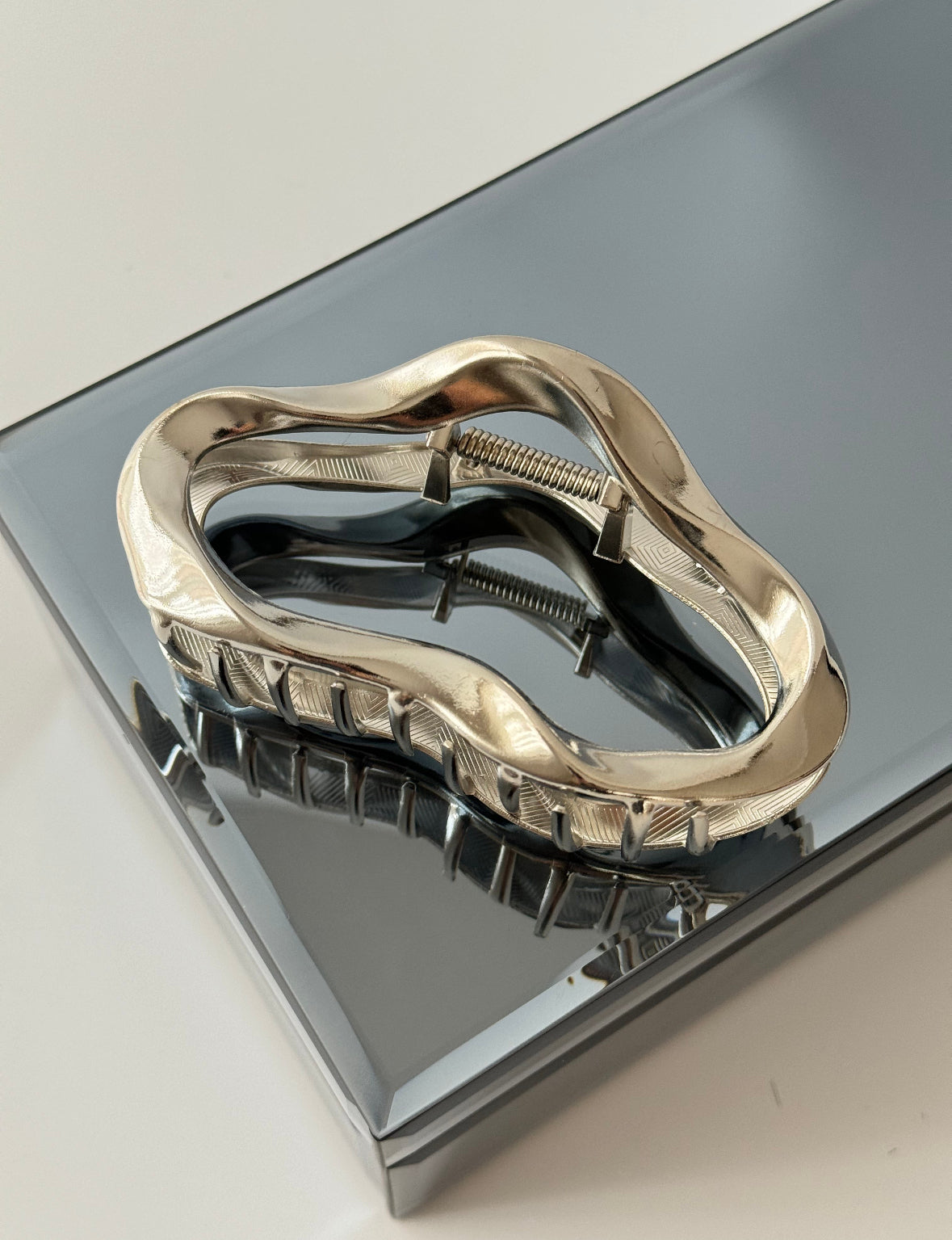 İTHAL SİLVER AMORF METAL MANDAL TOKA