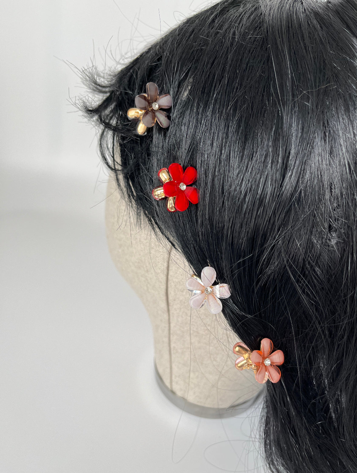 İTHAL BEYAZ ÇİÇEK METAL MİNİ MANDAL TOKA (2ADET)