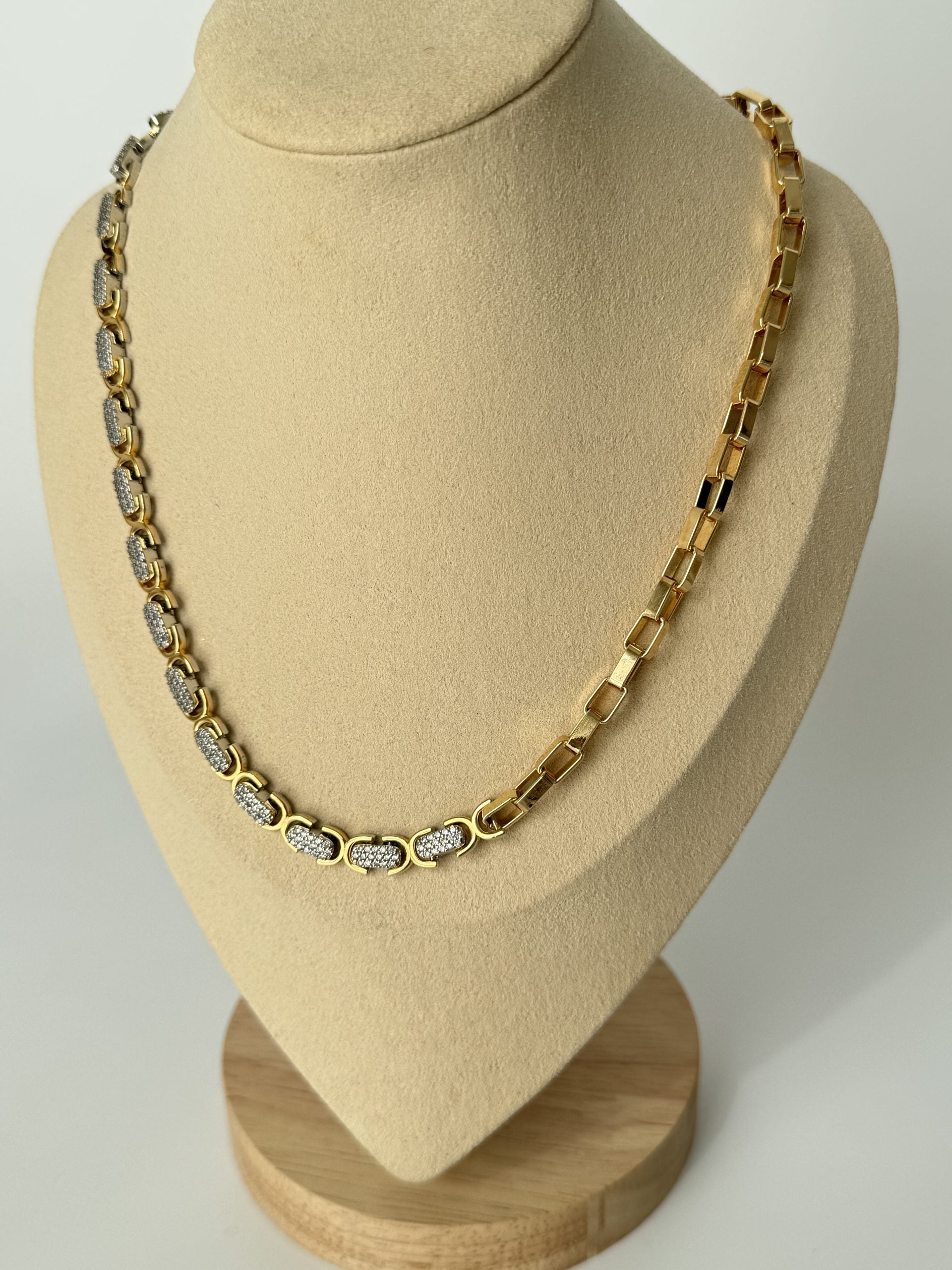 İTHAL OVAL FORM TAŞLI GOLD-SİLVER KOLYE