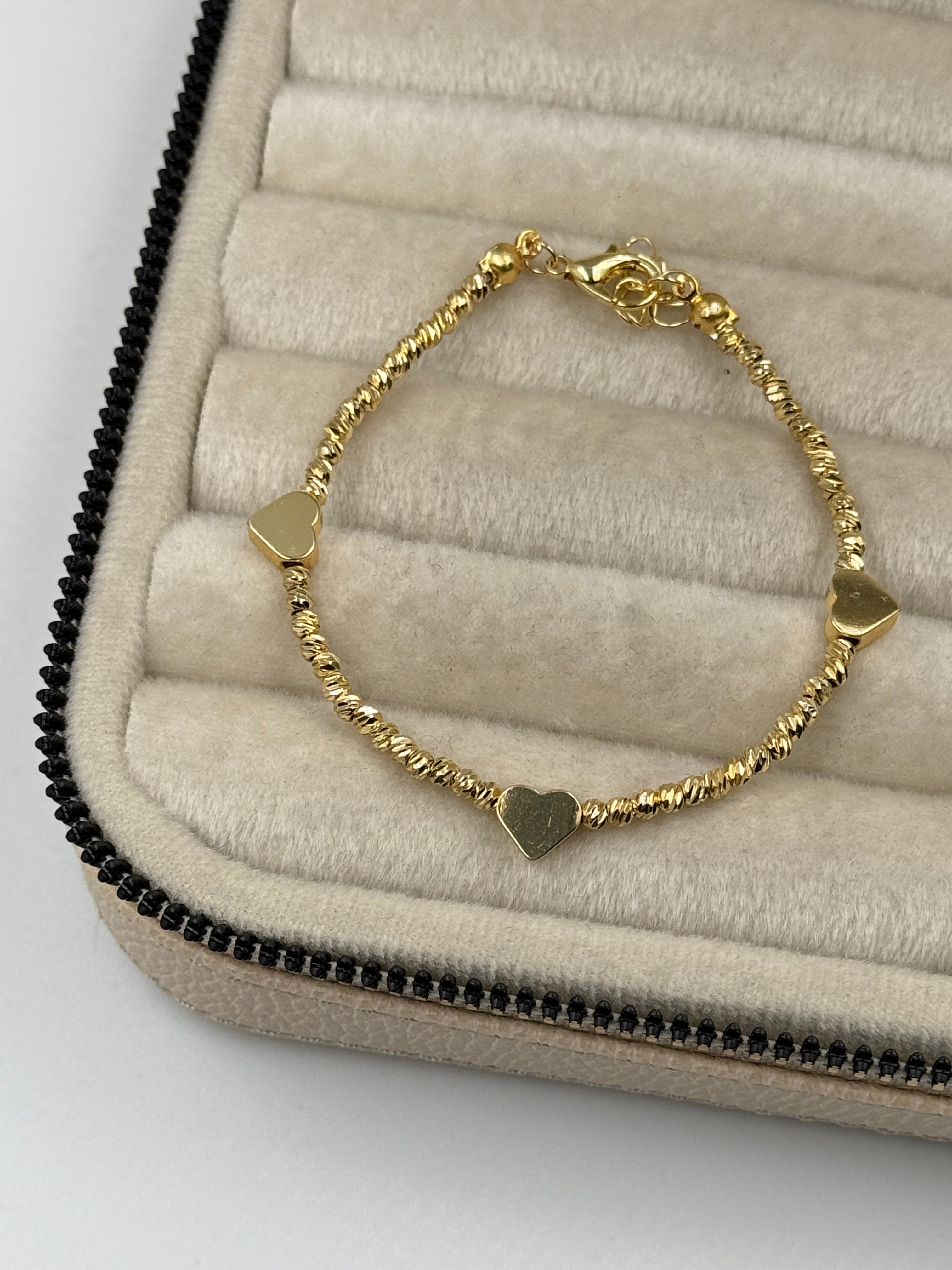 İTHAL KALP DETAYLI DORİKA GOLD BİLEKLİK