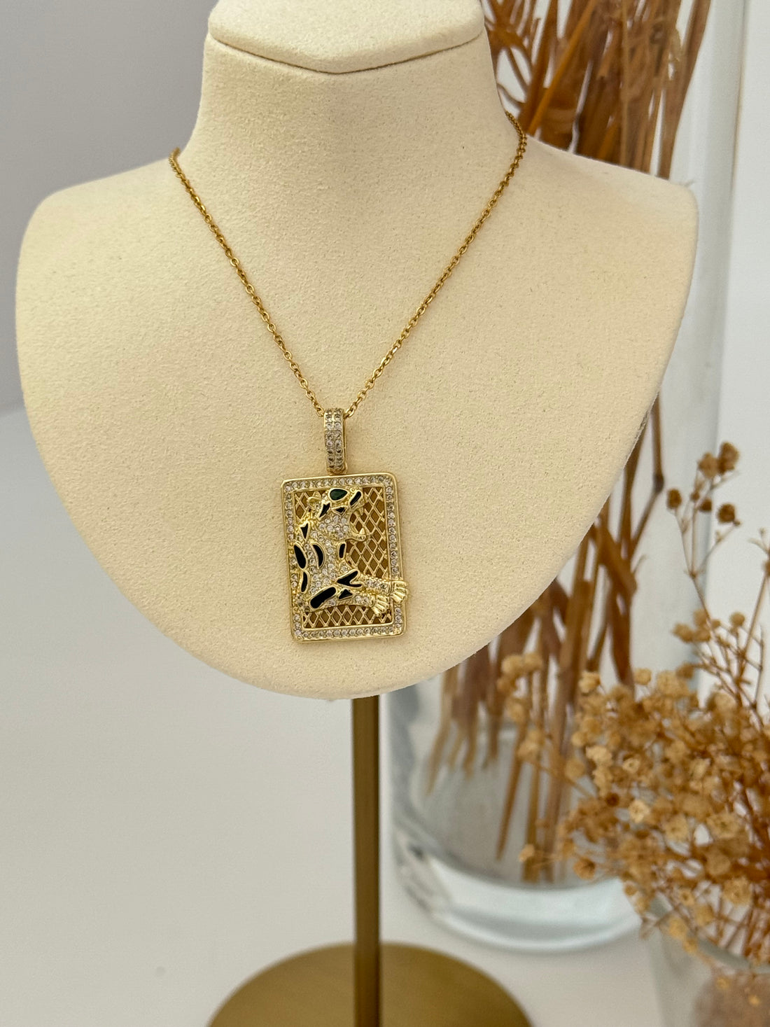 KAPLAN DETAYLI DİKDÖRTGEN ÇELİK GOLD KOLYE