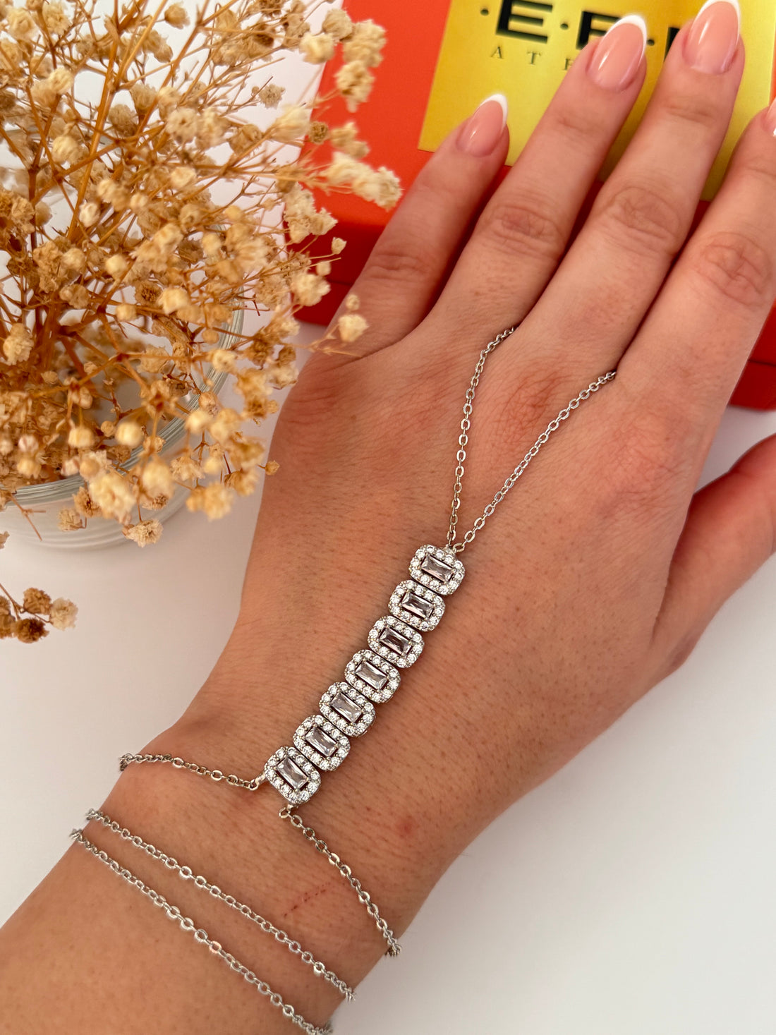 İTHAL BAGET TAŞ DETAYLI SİLVER ŞAHMERAN