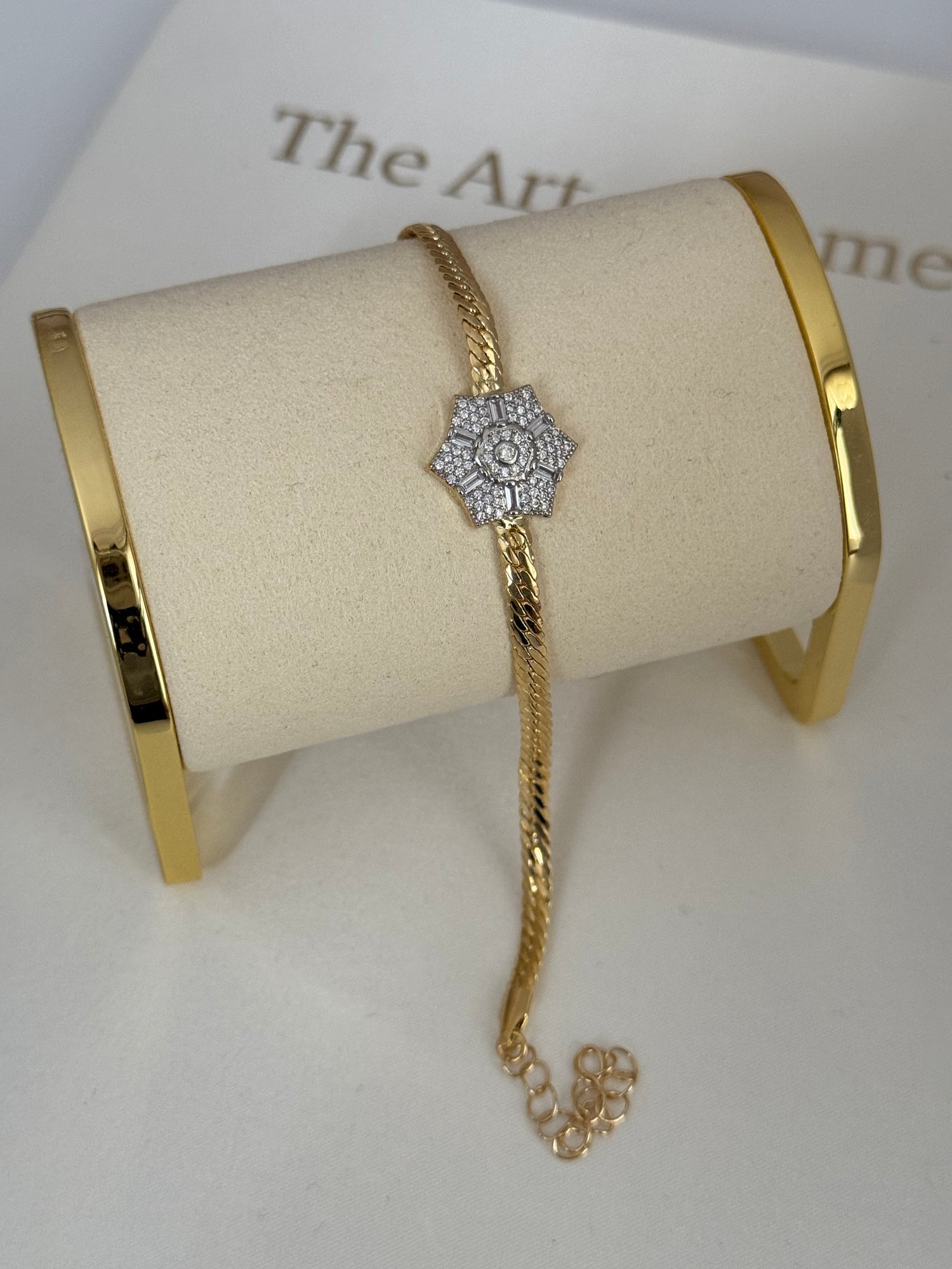 ZEMA TAŞLI GOLD BİLEKLİK