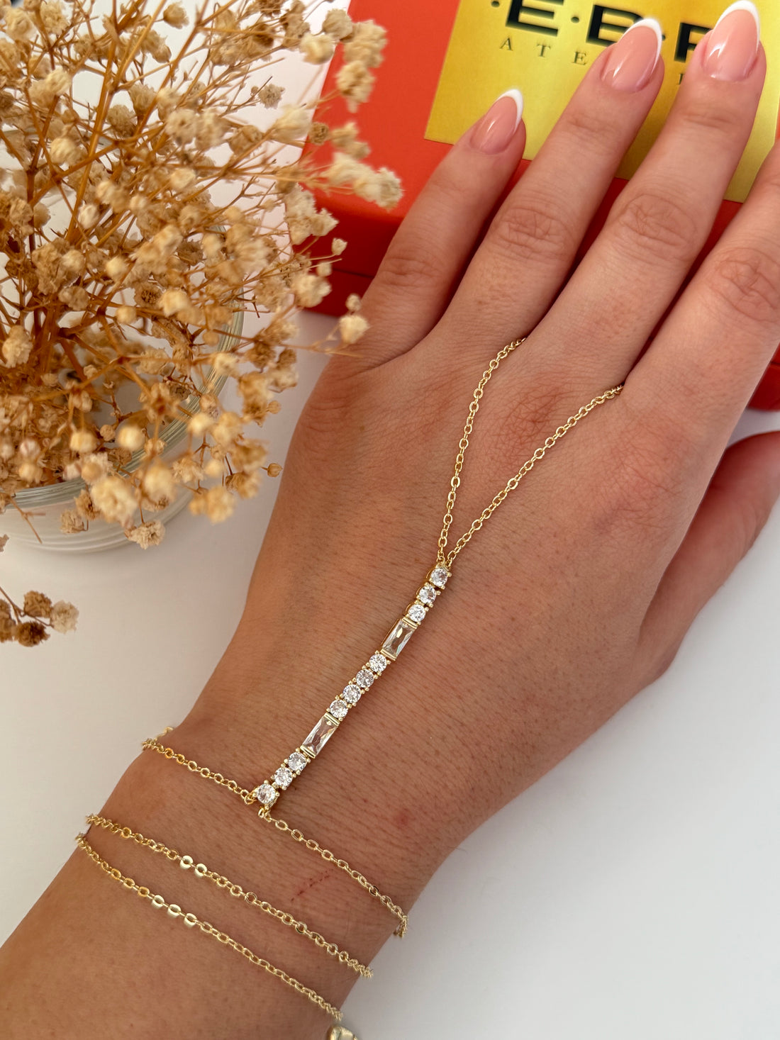 İTHAL TAŞ DETAYLI GOLD ŞAHMERAN