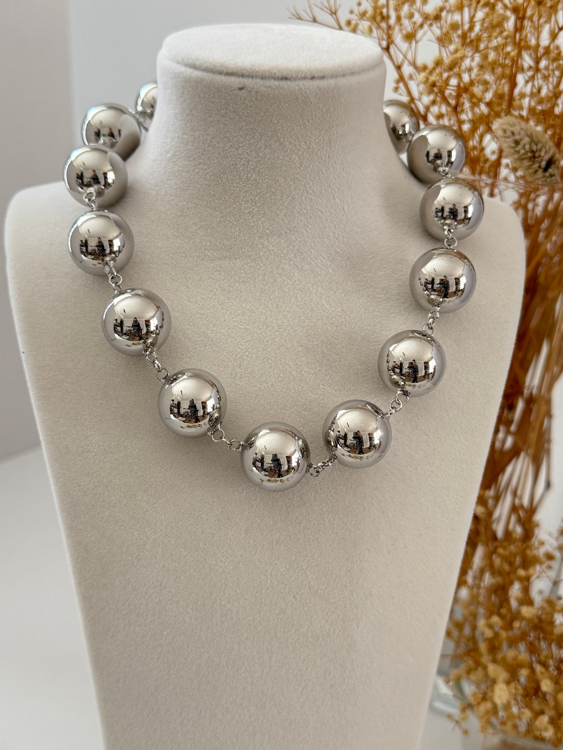 İTHAL KAPLAMA TOP DETAYLI SİLVER KOLYE