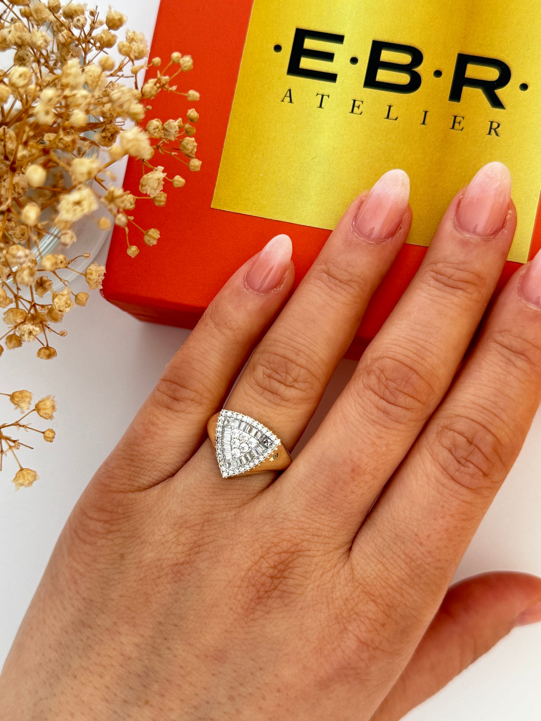 VİVARA BAGET TAŞ DETAYLI AYARLANABİLİR YÜZÜK