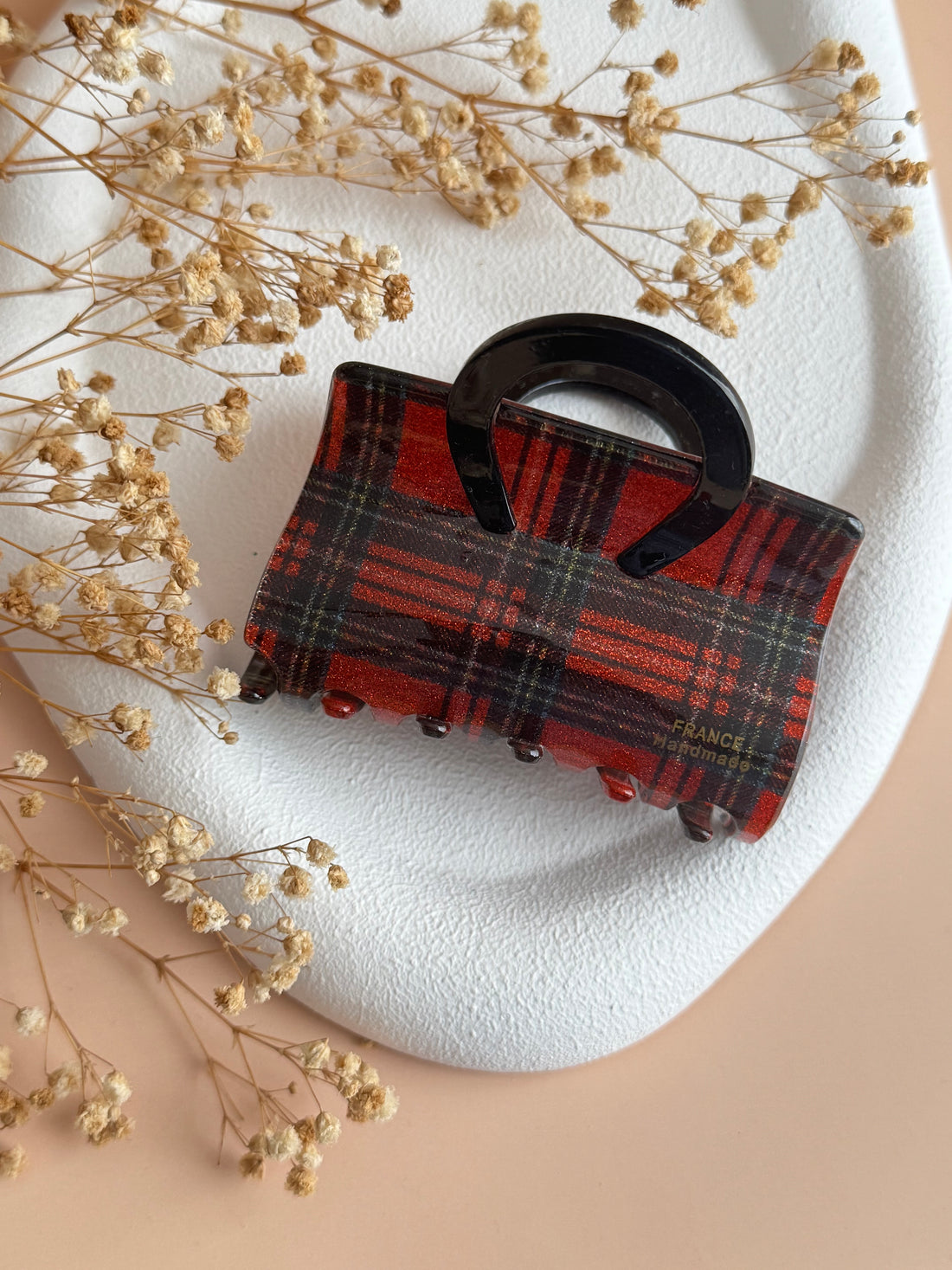 İTHAL SİMLİ KIRMIZI EKOSE DESEN ÇANTALI KEMİK MANDAL TOKA