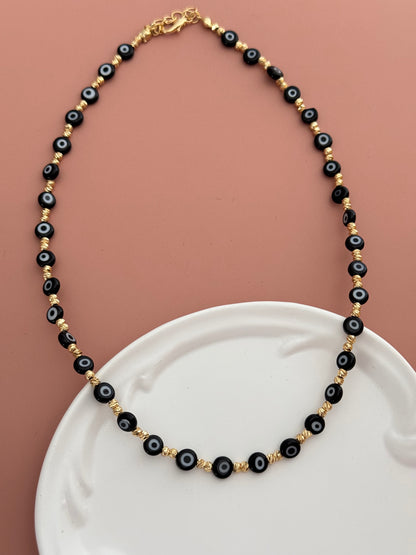 AURİ SİYAH NAZAR BONCUKLU ALTIN KAPLAMA DETAYLI KOLYE