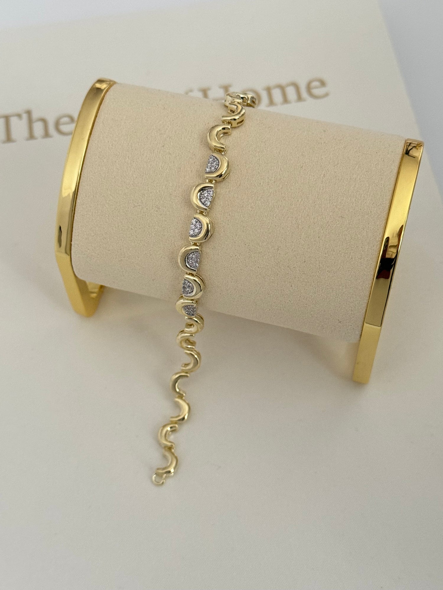 SOREVA GEOMETRİK DETAYLI GOLD BİLEKLİK