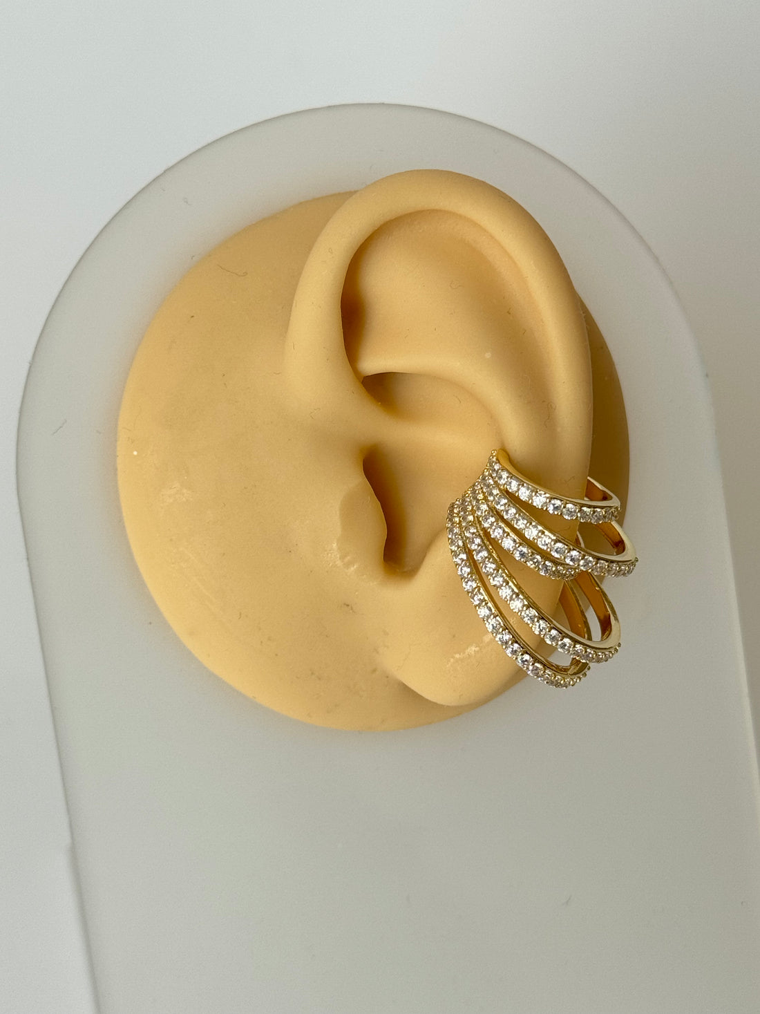 ELEN TAŞ DETAYLI GOLD KIKIRDAK KÜPE EARCUFF