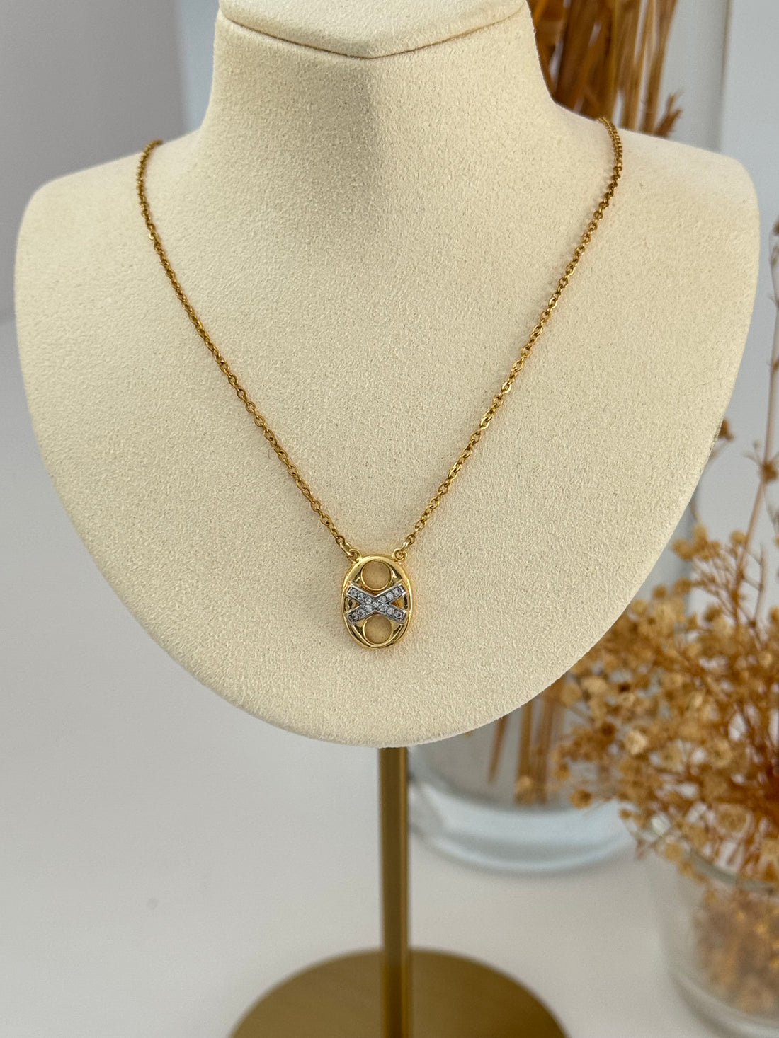 İTHAL MARKA MODEL GOLD ÇELİK KOLYE