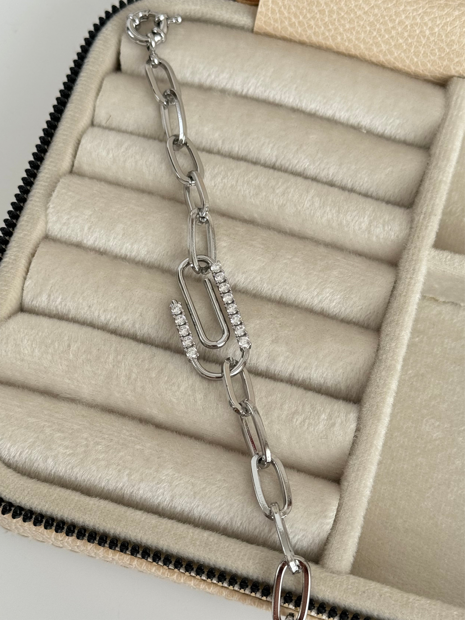 İTHAL ATAÇ DETAYLI SİLVER BİLEKLİK