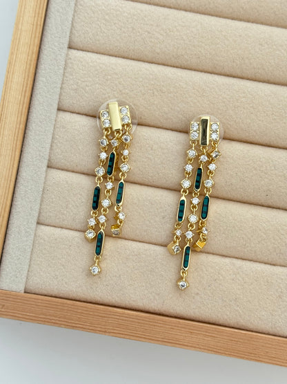 LUA YEŞİL TAŞLI GOLD KÜPE