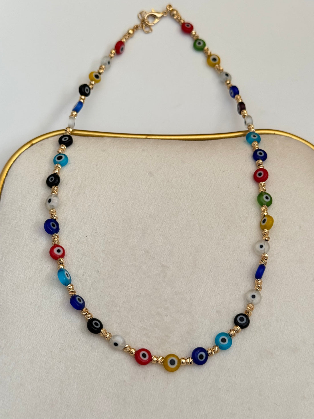 AURİ RENKLİ NAZAR BONCUKLU ALTIN KAPLAMA DETAYLI KOLYE