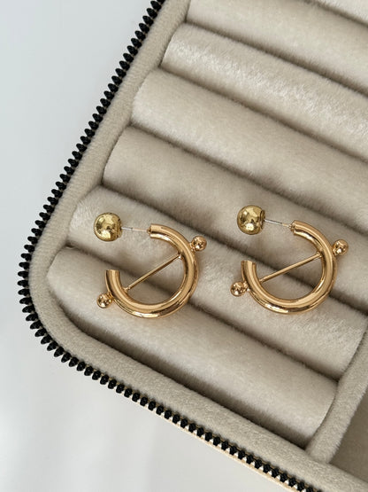 İTHAL DETAYLI GOLD HALKA KÜPE